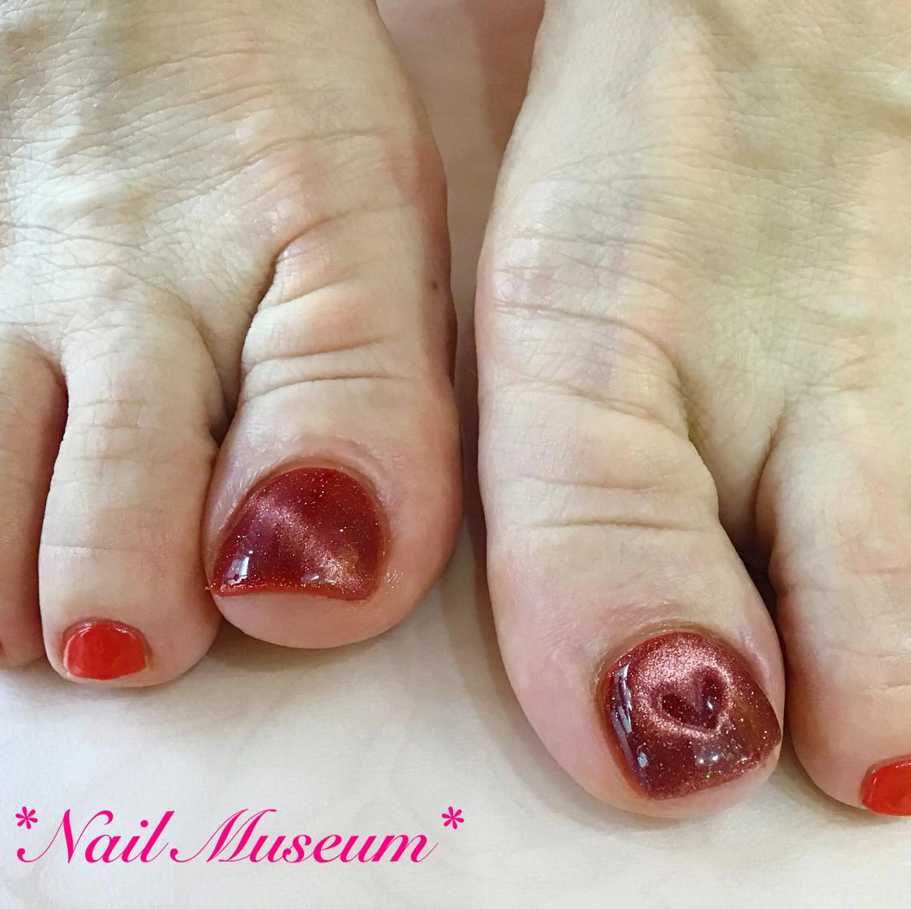 ネイル アートネイル フットネイル フレンチネイル ジェルネイル ハート マグネットネイル💛 Hayakawaのネイルデザイン