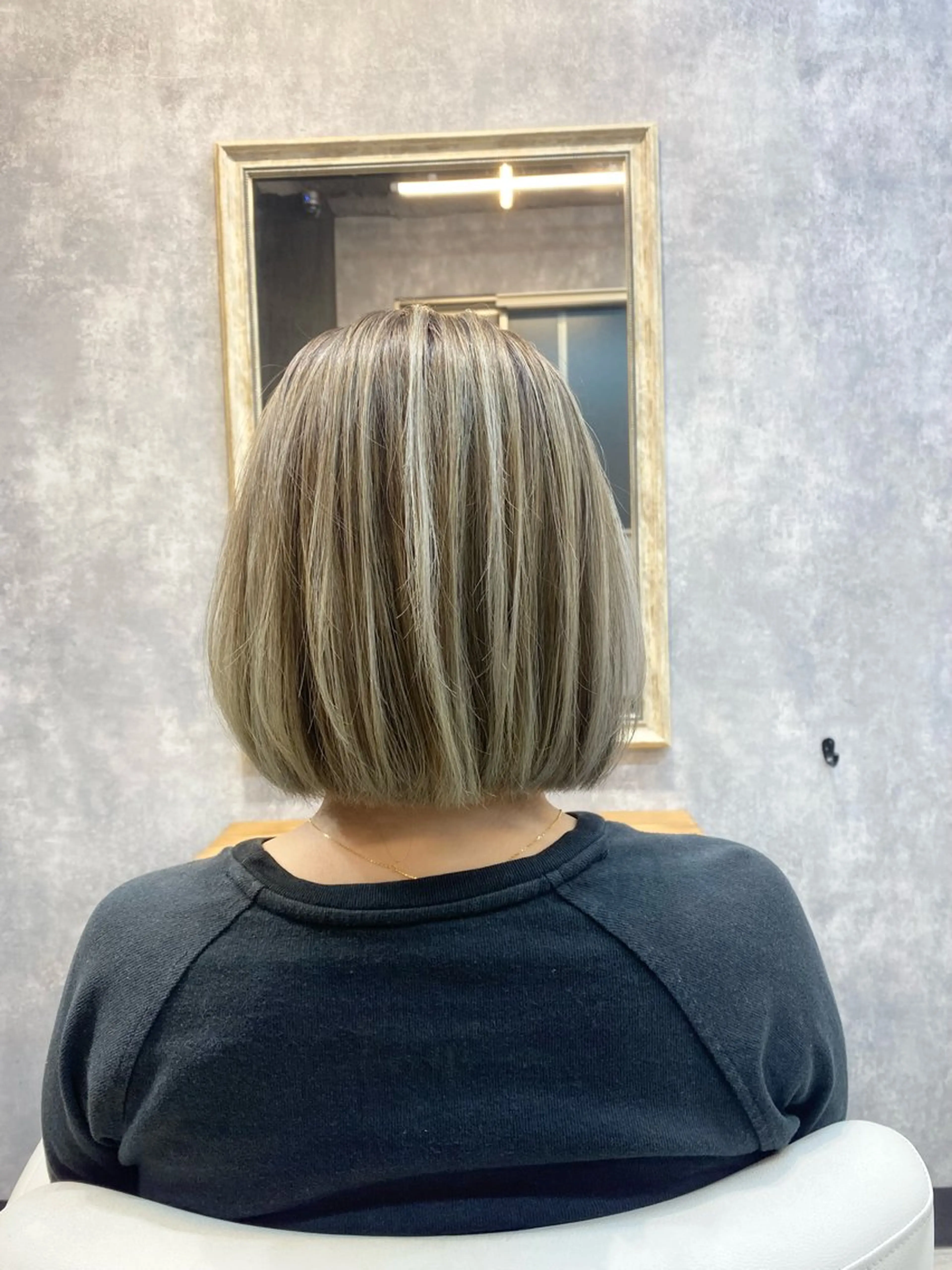 ミディアム カット ヘアカラー トリートメント en Siena エンシエナのヘアスタイル