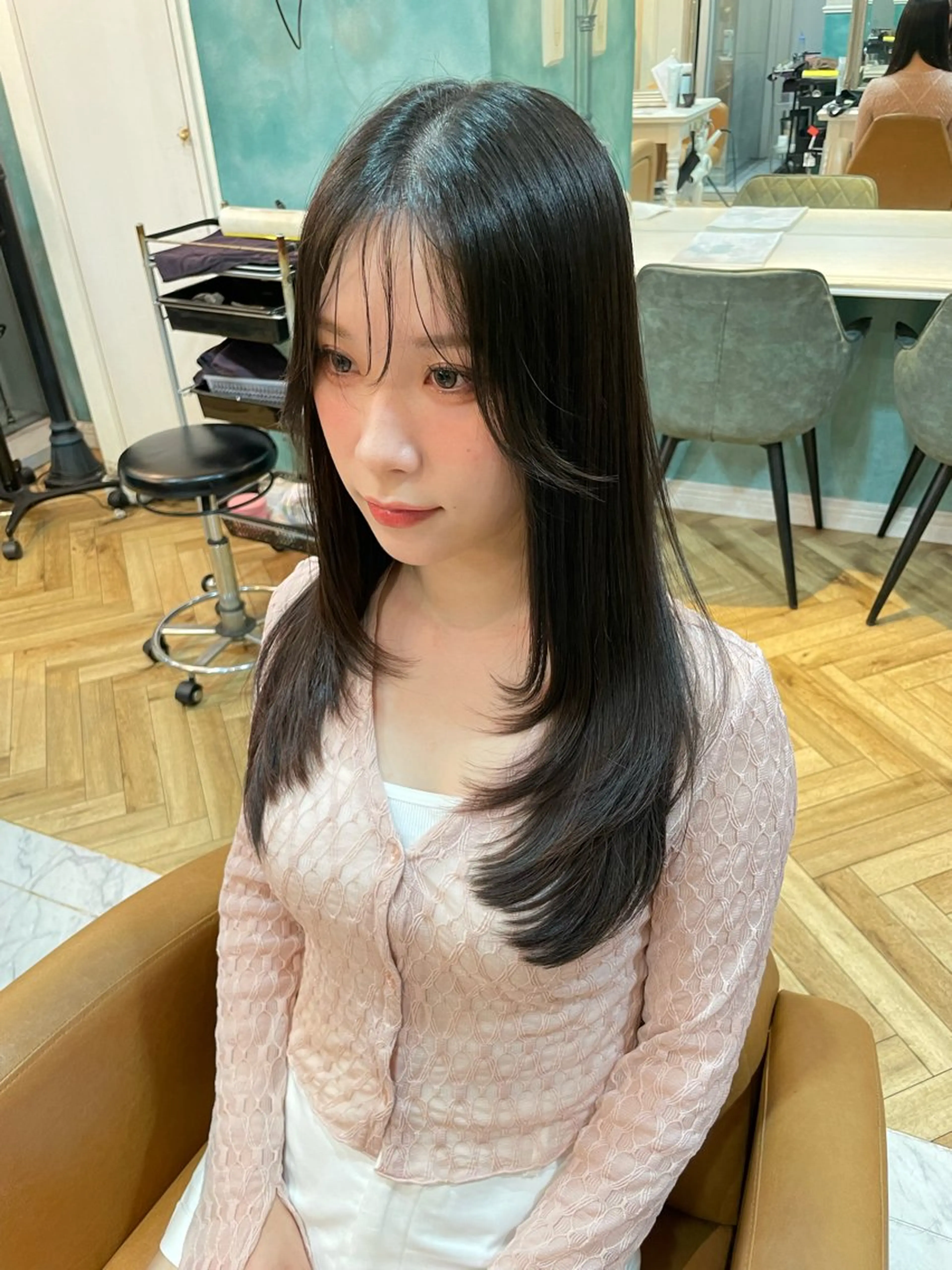 ロング 髪質改善 韓国風ヘア レイヤーカット 縮毛矯正 カット 縮毛矯正 トリートメント 美髪縮毛矯正🤍 髪質改善/Shinaのヘアスタイル