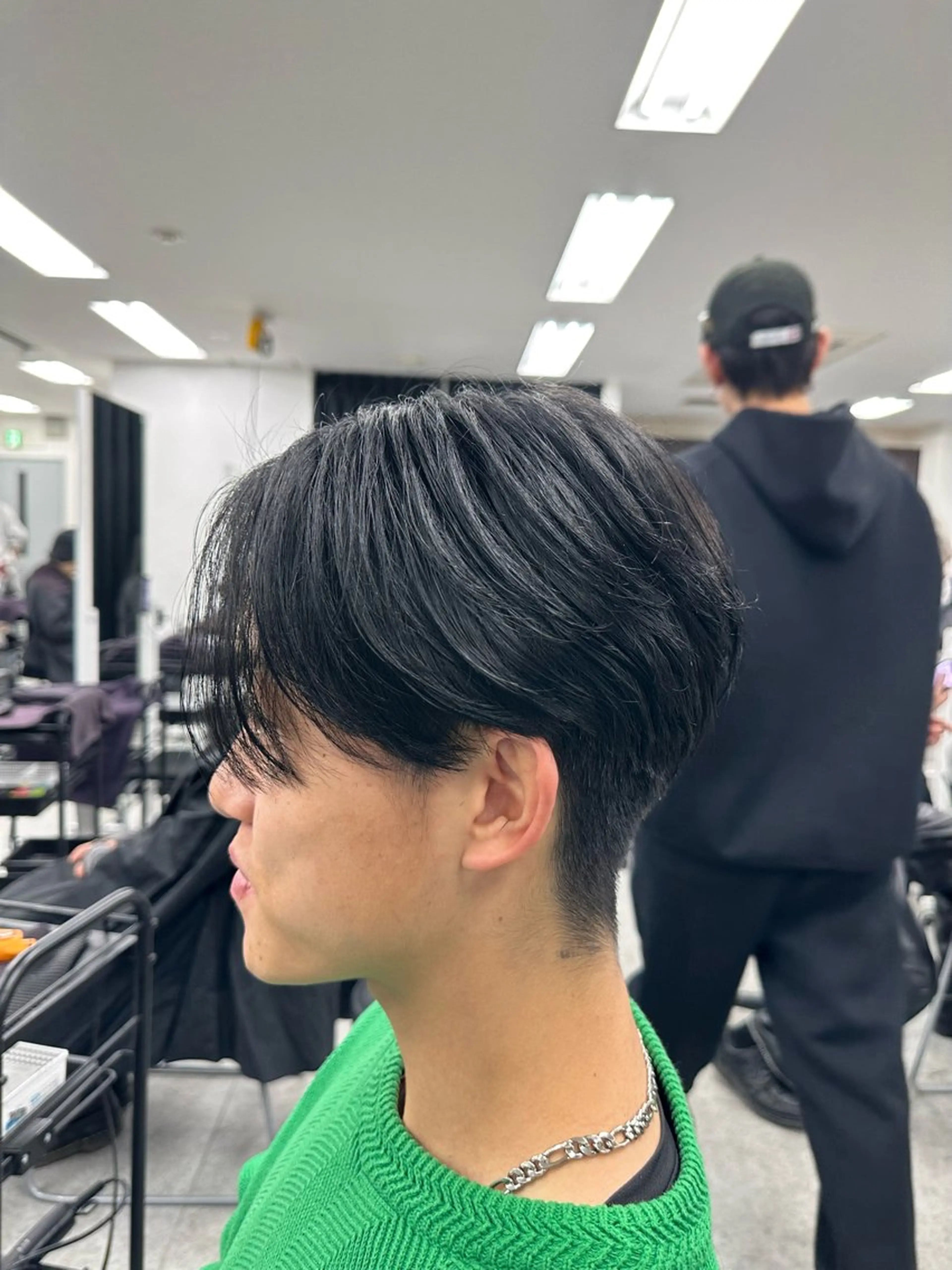 ショート メンズ センターパート 【パーマ率90%】 サエキカズマのヘアスタイル