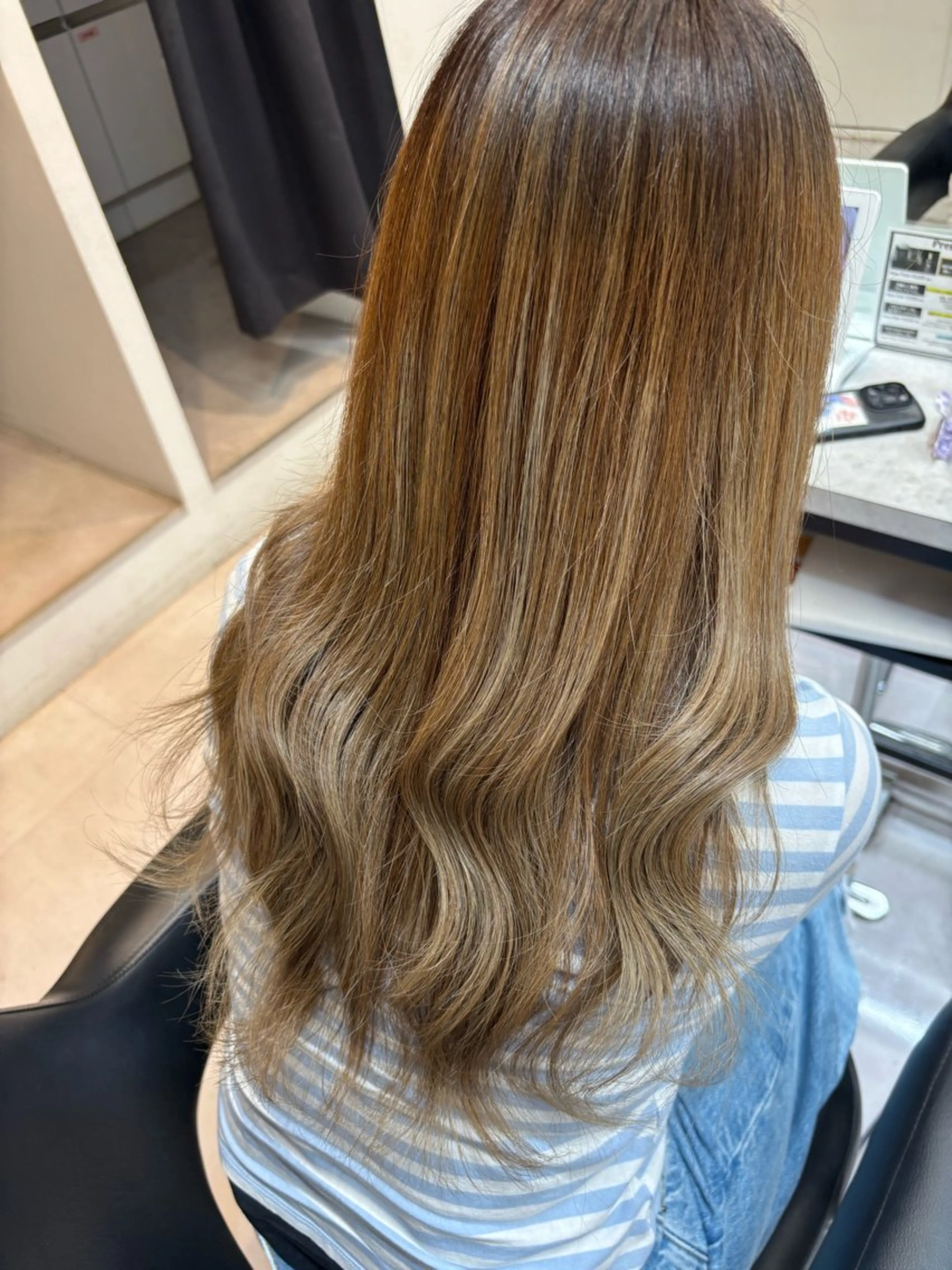 ロング 髪質改善特化美容師 久万祐人のヘアスタイル