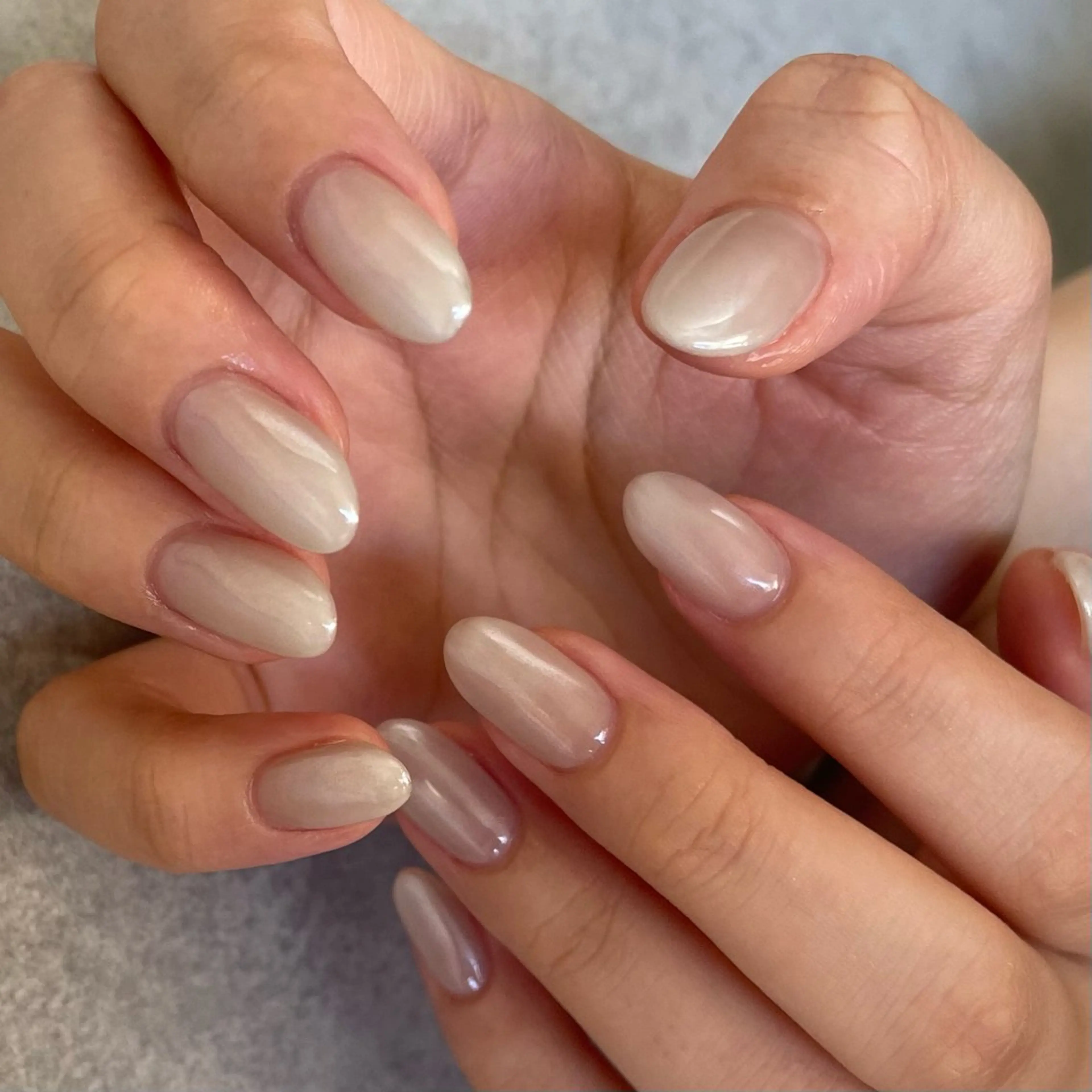 ネイル グラデーション ミラーネイル Manon Yuiのネイルデザイン