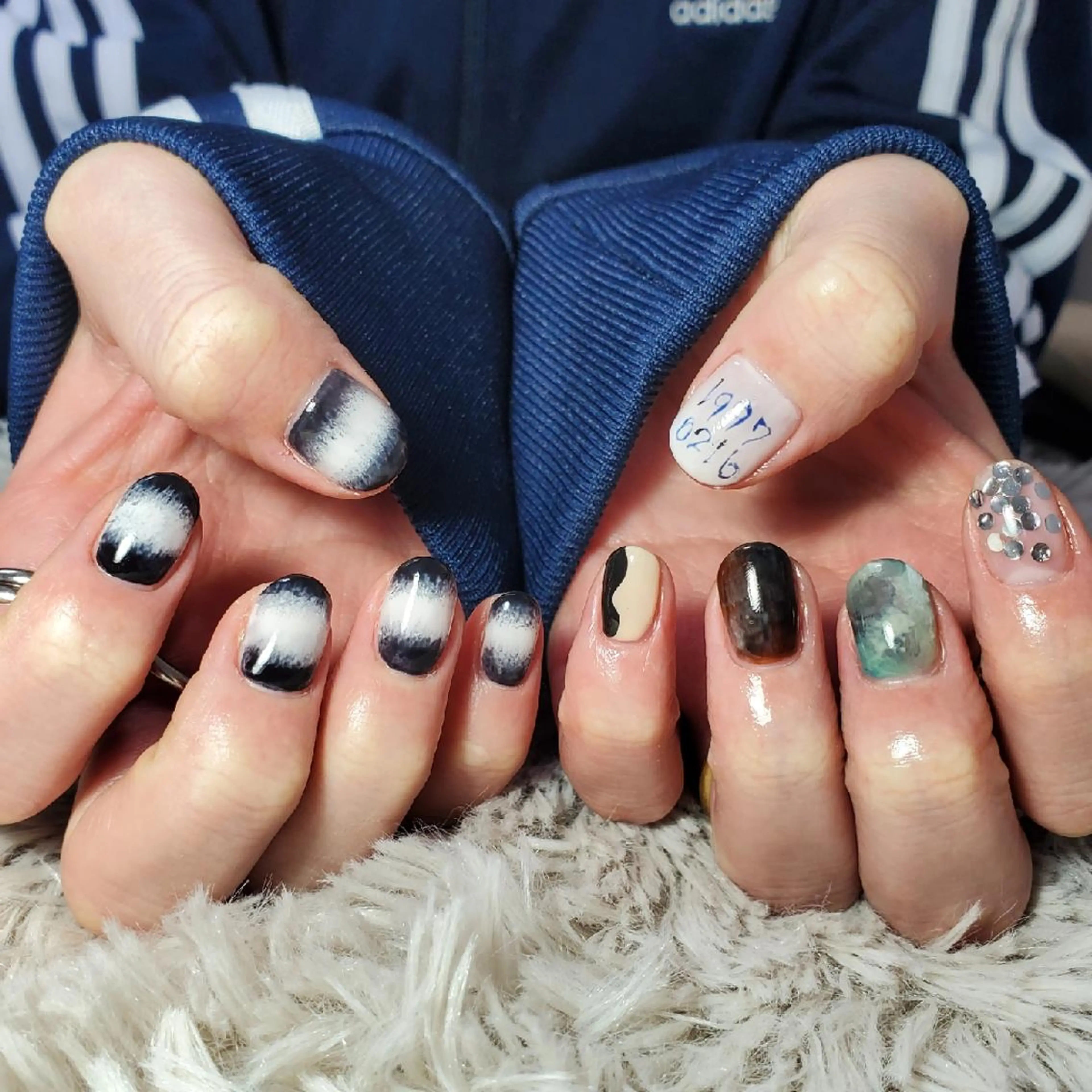 ネイル ハンドネイル nailroom‪ sb‪‪𓈒𓂂𓏸のネイルデザイン