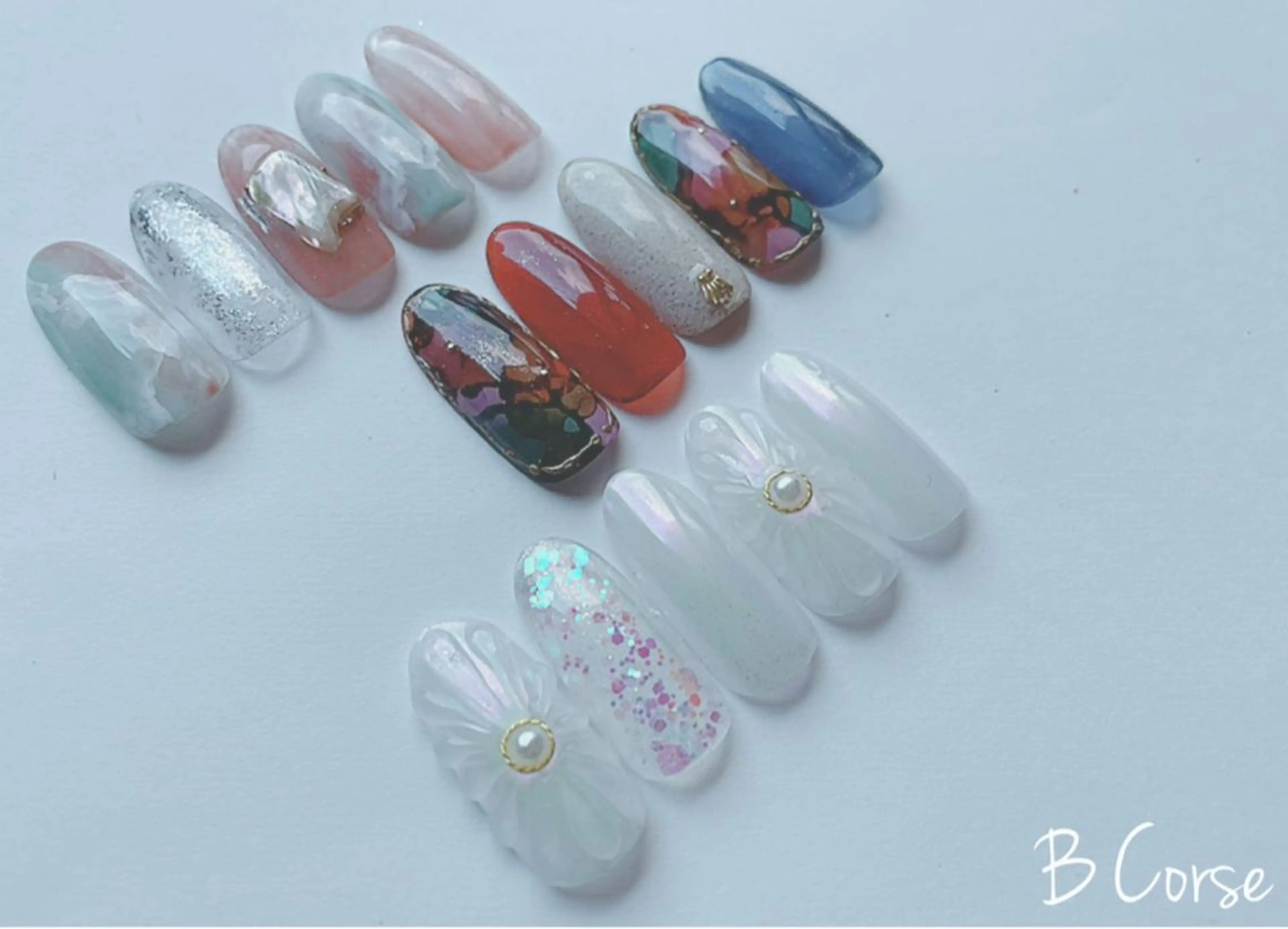 ネイル アニマル柄 フラワーネイル フレンチネイル グラデーション ニュアンスネイル studio e n / RiNのネイルデザイン