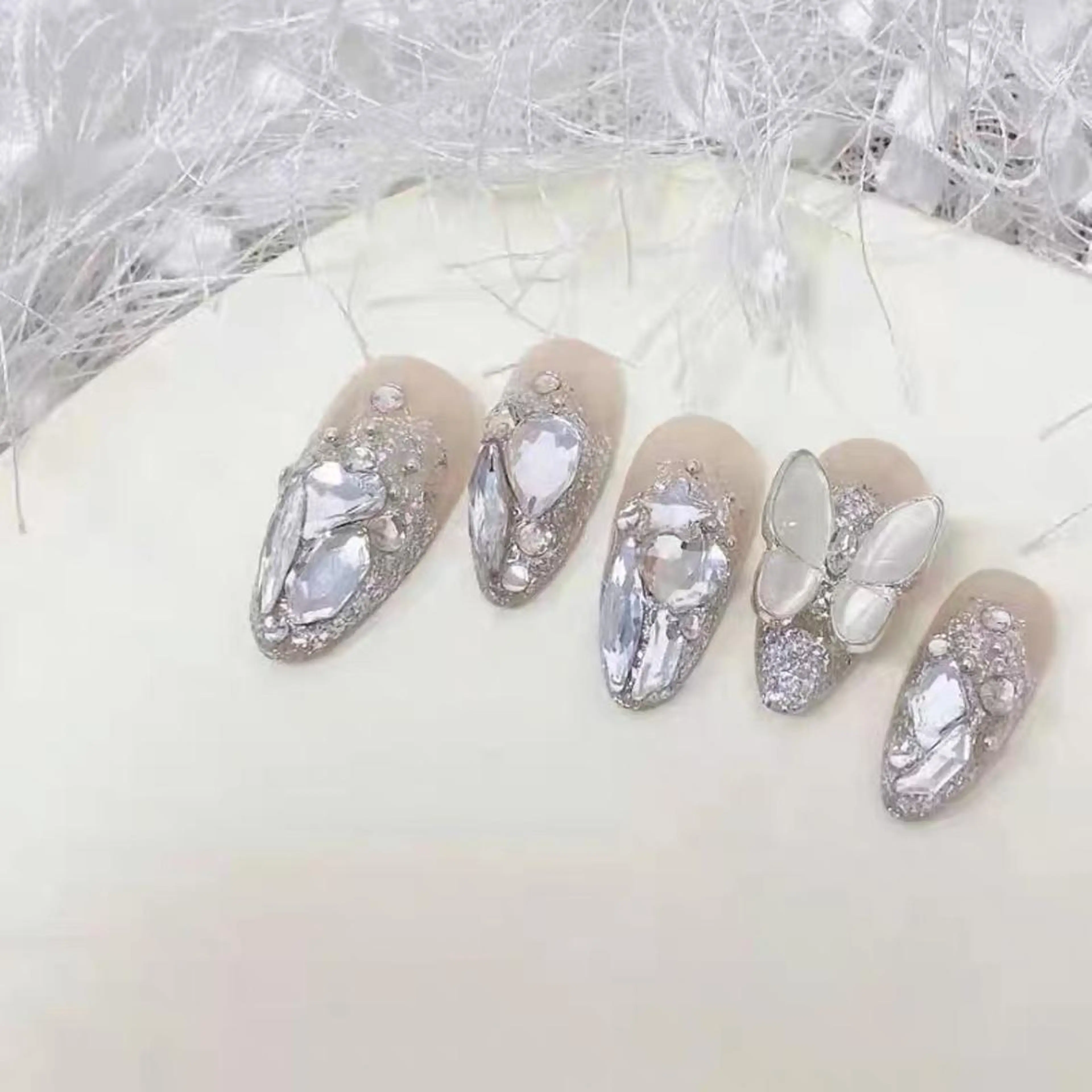 ネイル 菲菲ネイルサロン所属・FF フィフィネイルサロンのネイルデザイン