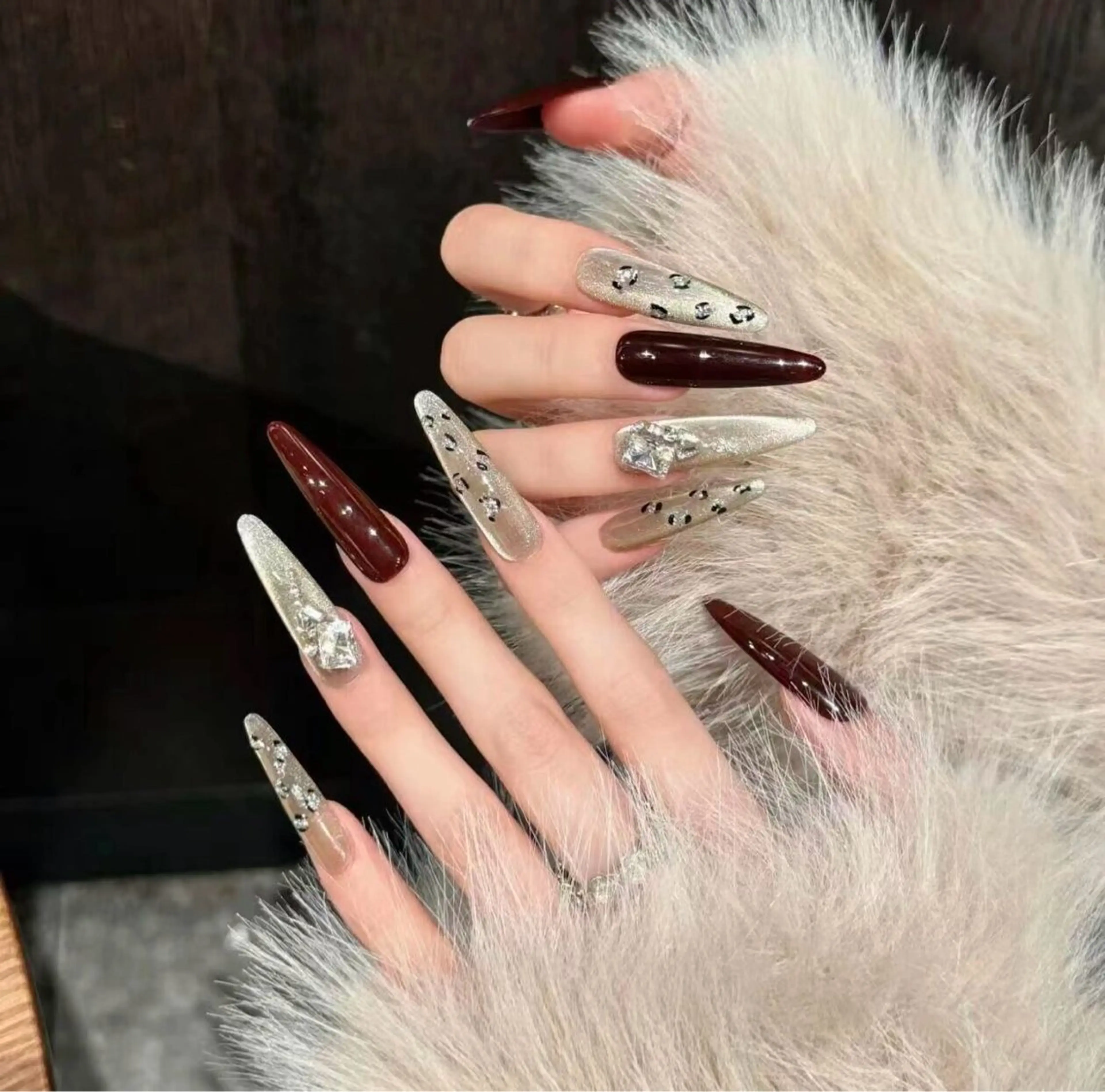 ネイル Chiara 長さだしのネイルデザイン