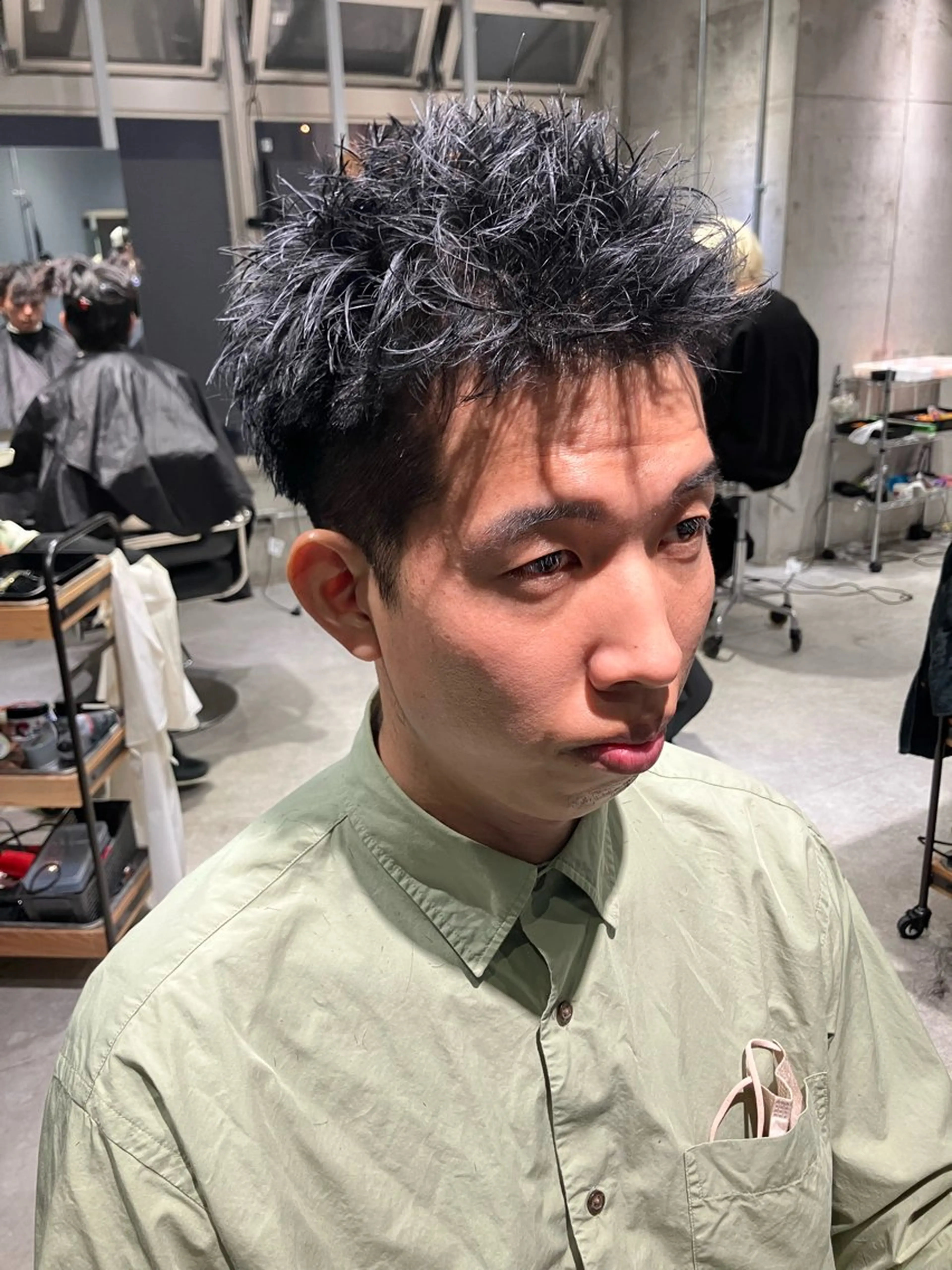 ショート メンズ スパイキーショート ショートヘア 吉田 健吏のヘアスタイル