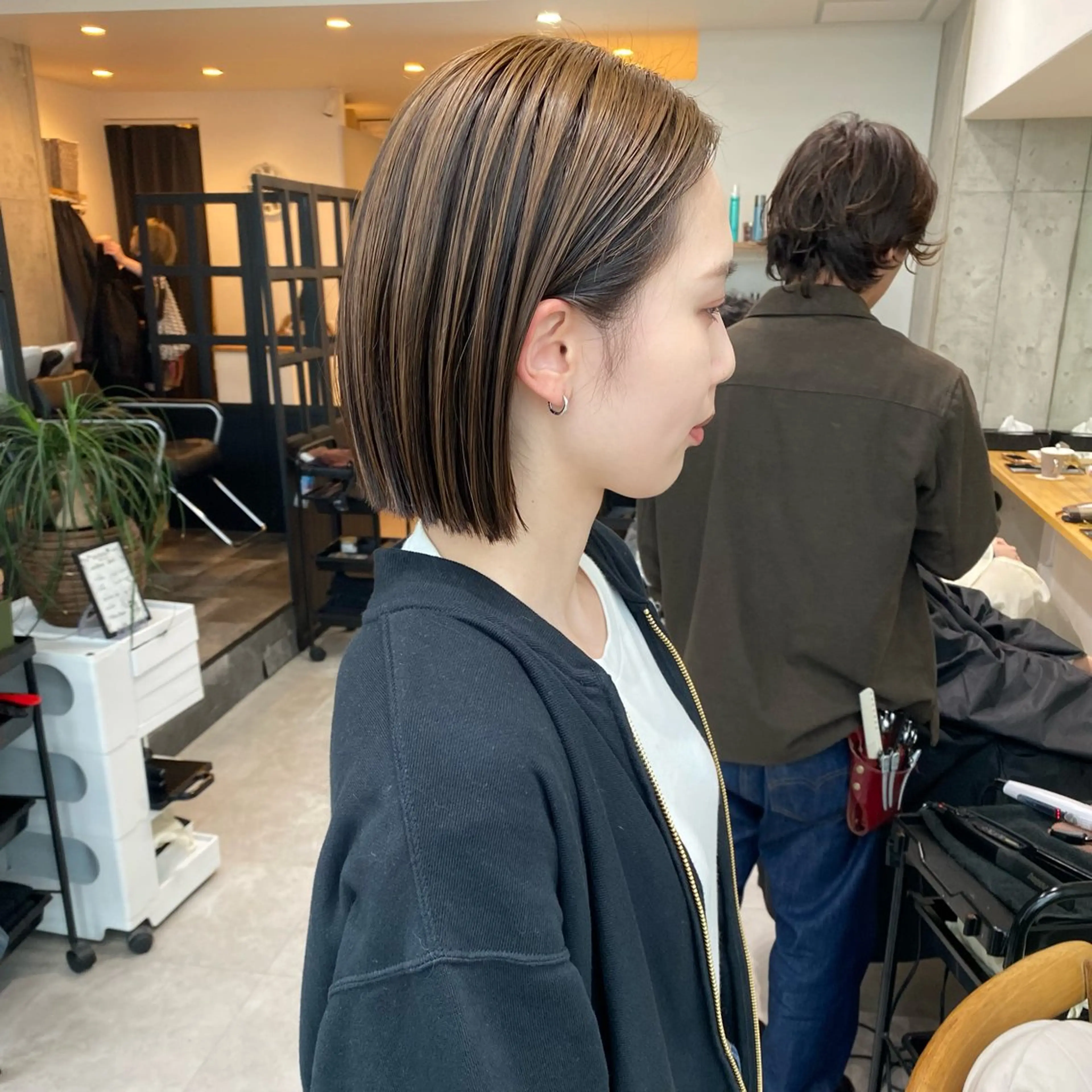ショート ハイライト 髪質改善 レイヤーカット ショートヘア ショート職人 美容師【KENTA】のヘアスタイル