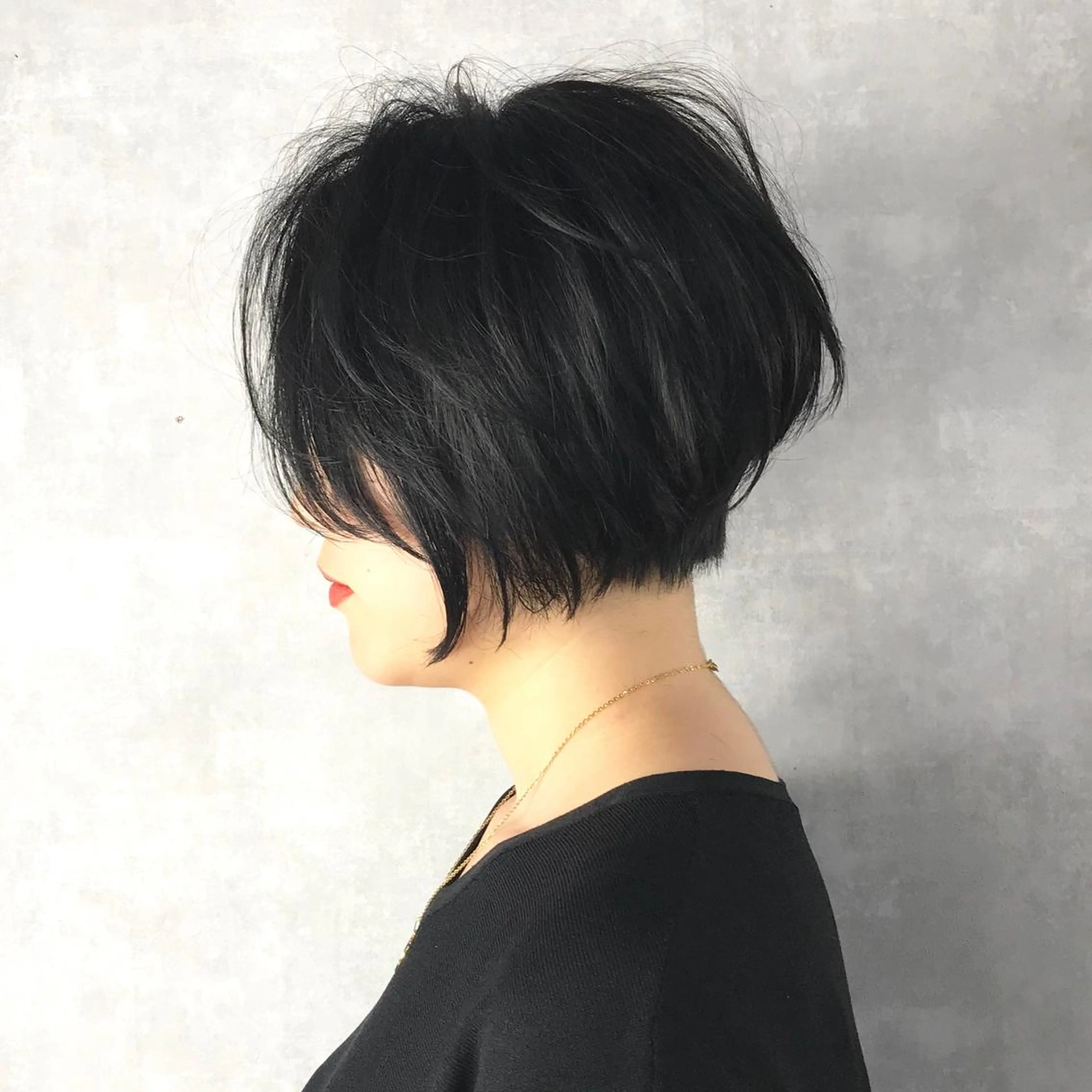 ショート タンバルモリ ムルギョル巻き 韓国風ヘア シースルーバング ショートヘア K-POP好き美容師 🇰🇷Kai.Yのヘアスタイル