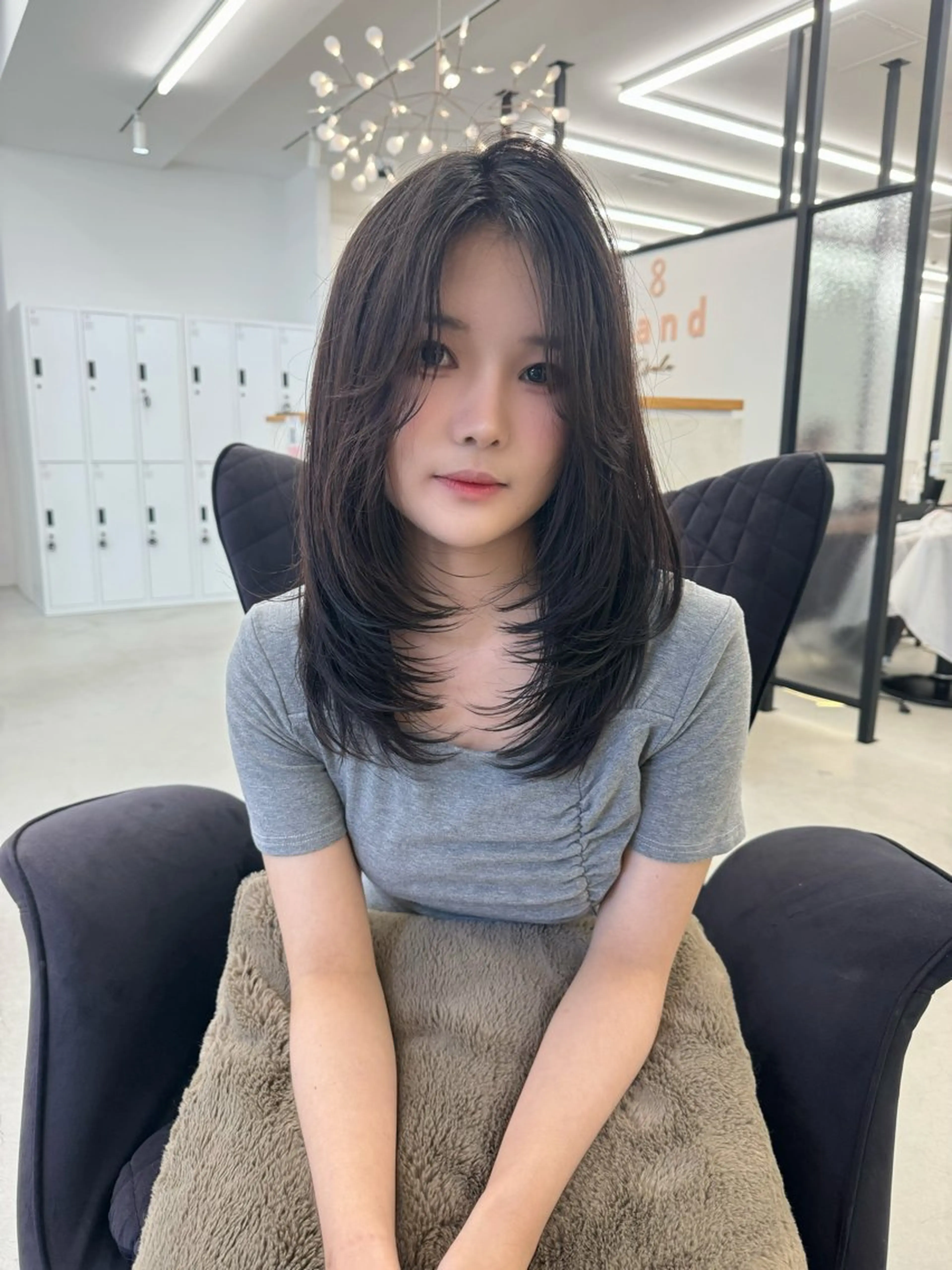 ミディアム 韓国風ヘア レイヤーカット ローレイヤー 似合わせカットが 得意な美容師のヘアスタイル