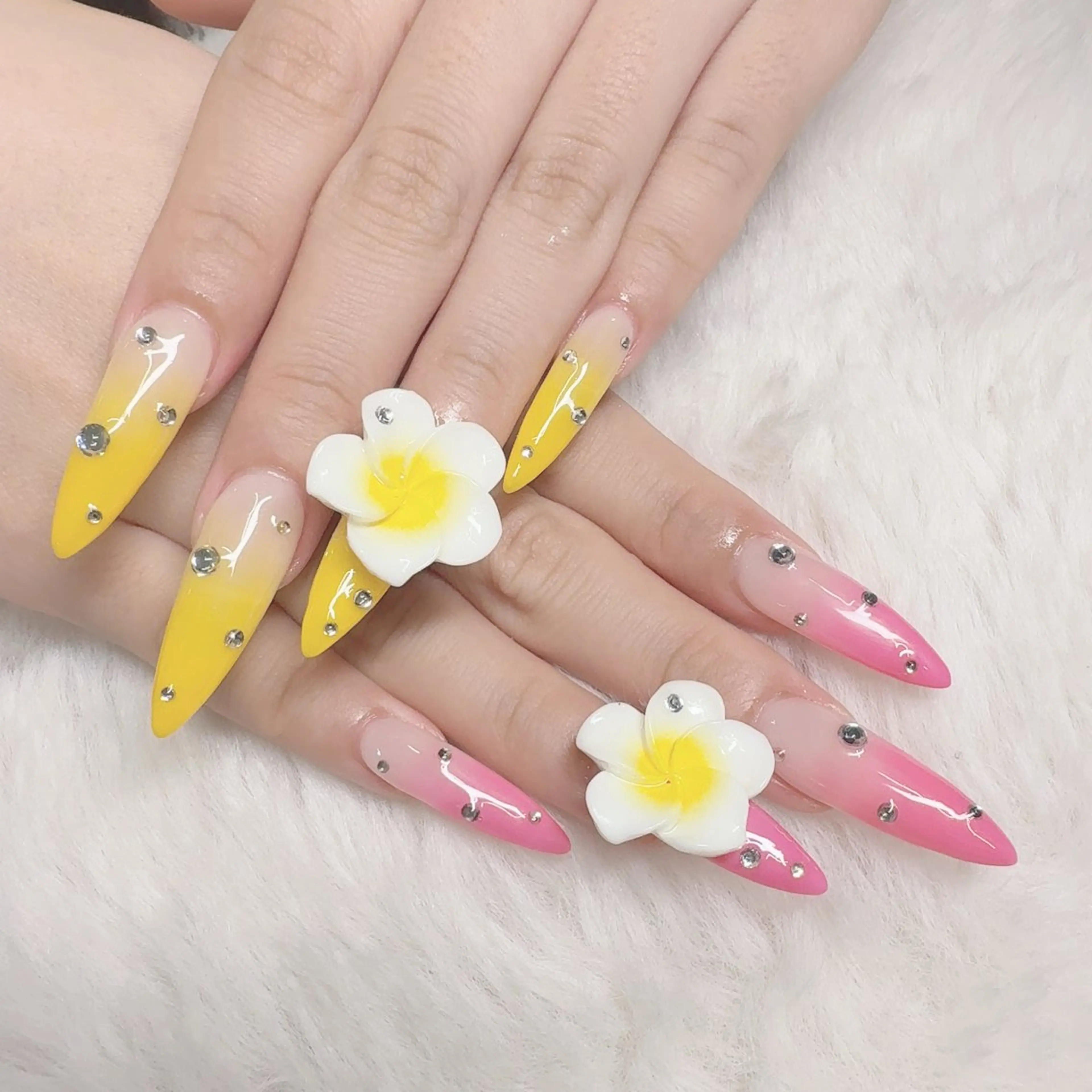 ネイル 持ち込み FIIL nail MEIのネイルデザイン