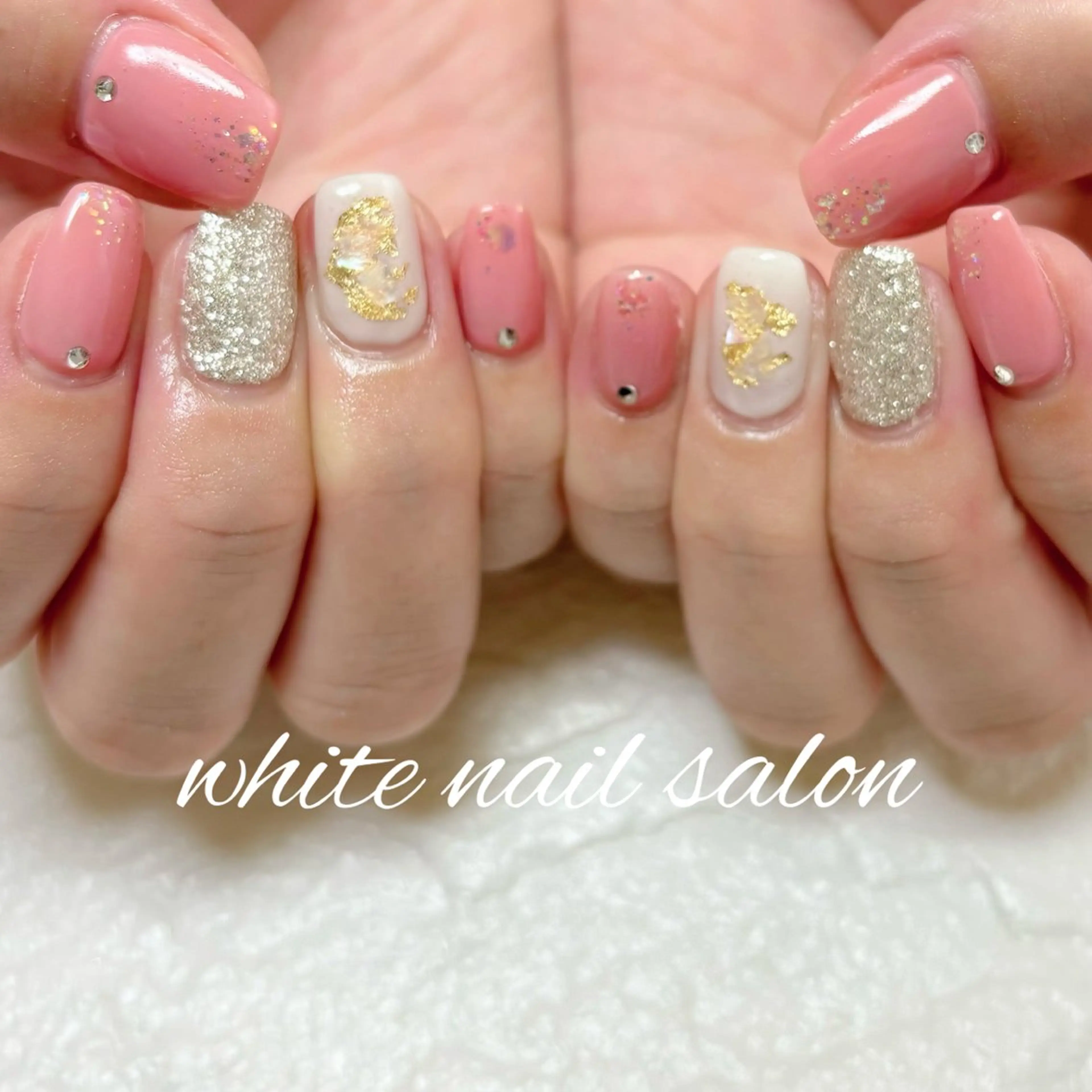 ネイル ホワイト ハンドネイル white nail salonのネイルデザイン