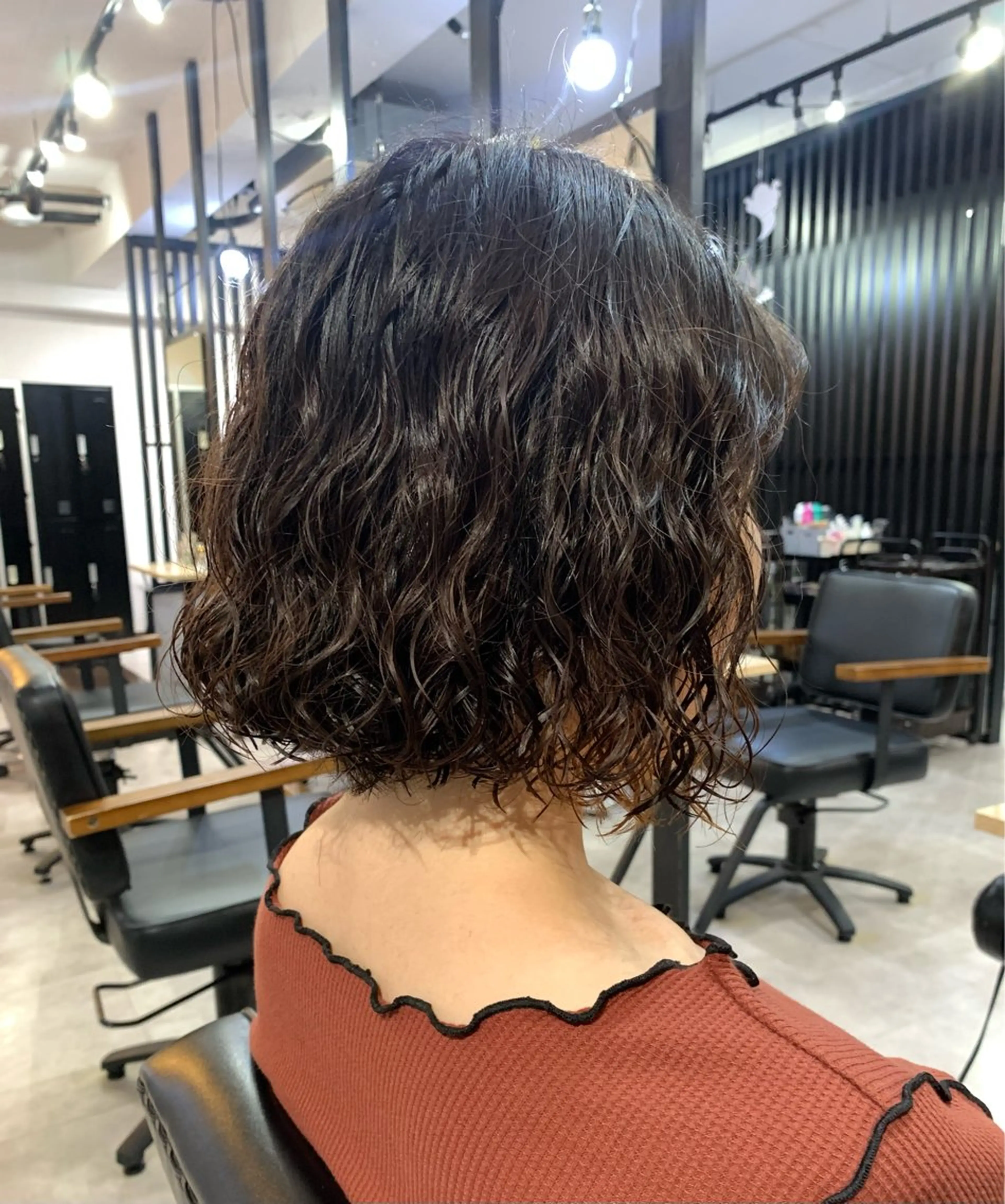 ショート ツヤカラー🤍 ARISAのヘアスタイル