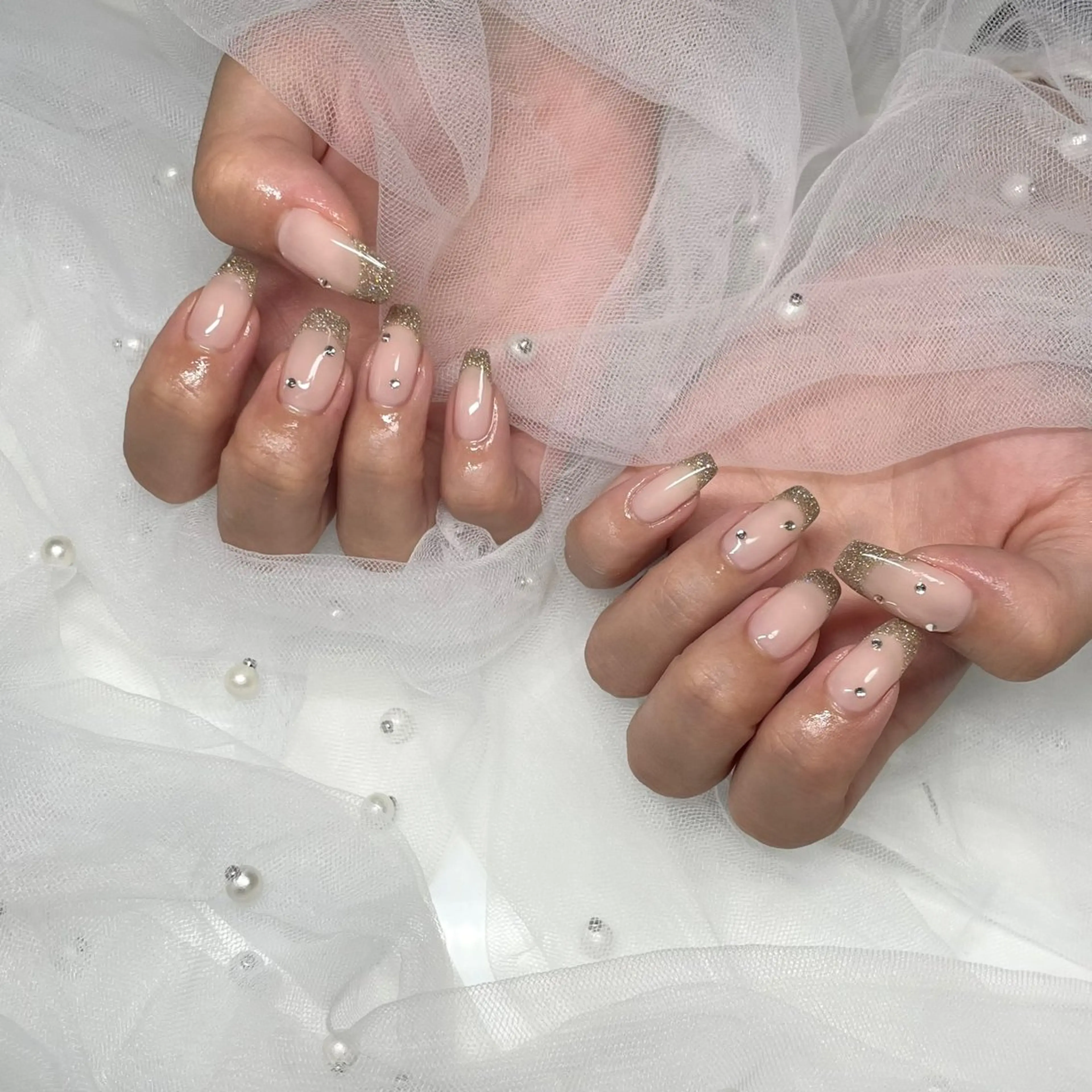 ネイル フラッシュネイル フレンチネイル 持ち込み ハンドネイル 🦋 Rina🦋のネイルデザイン