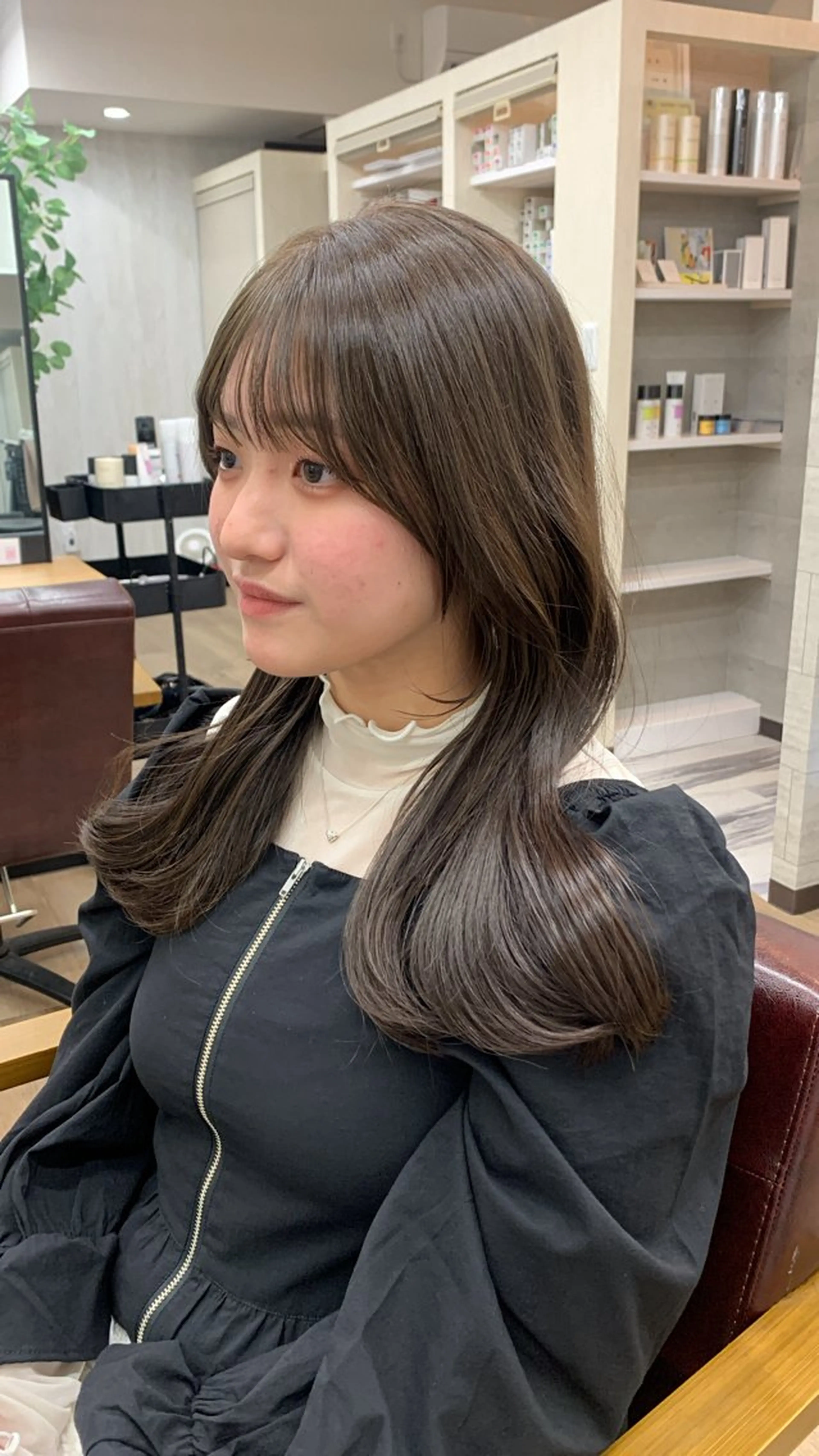 [ 前髪•お顔周りの後れ毛cut ＋ one color＋treatment ]🍨 ‪𓂃‬女性限定🐩🤍𓂂𓏸の写真