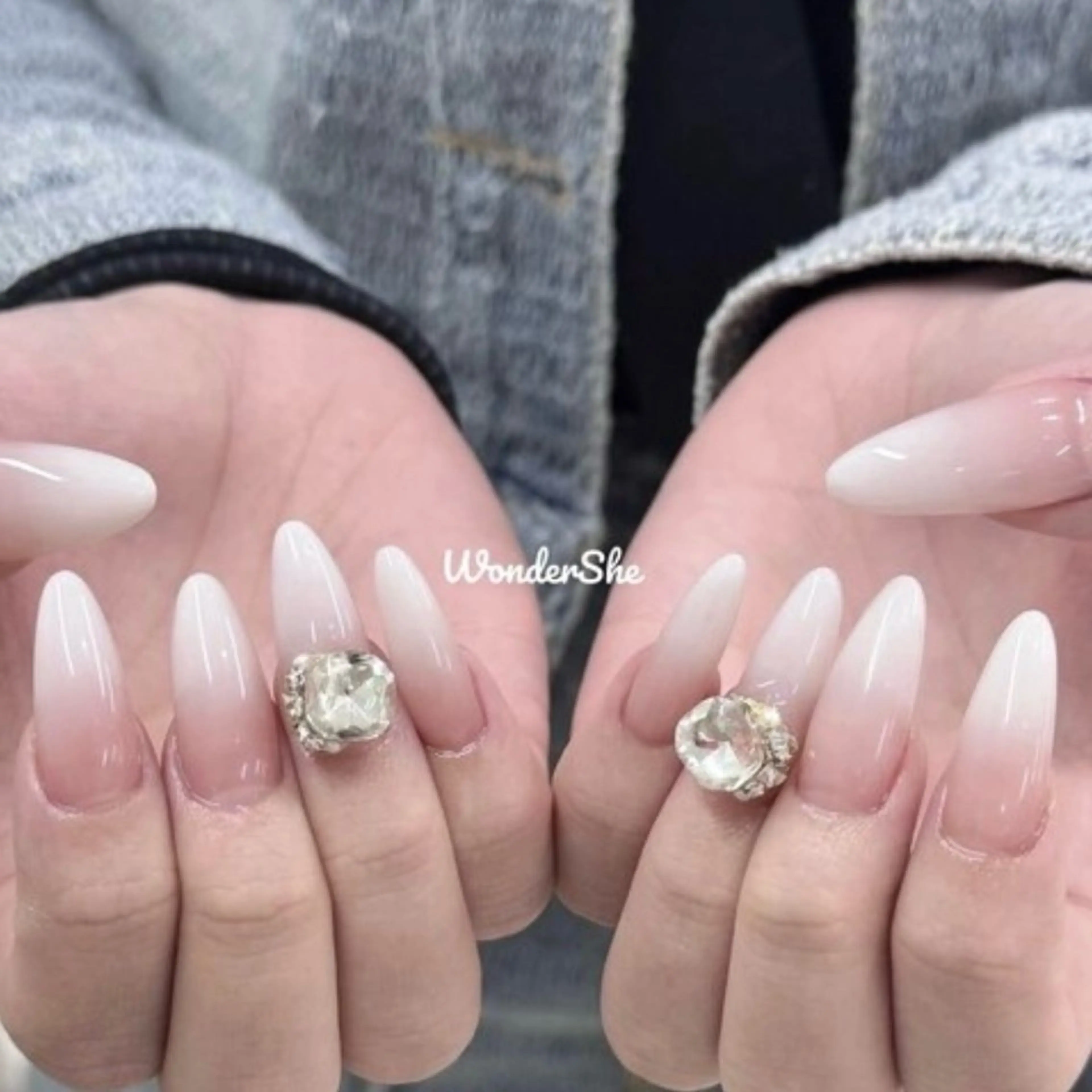 ネイル ハンドネイル WonderShe Nailsalonのネイルデザイン