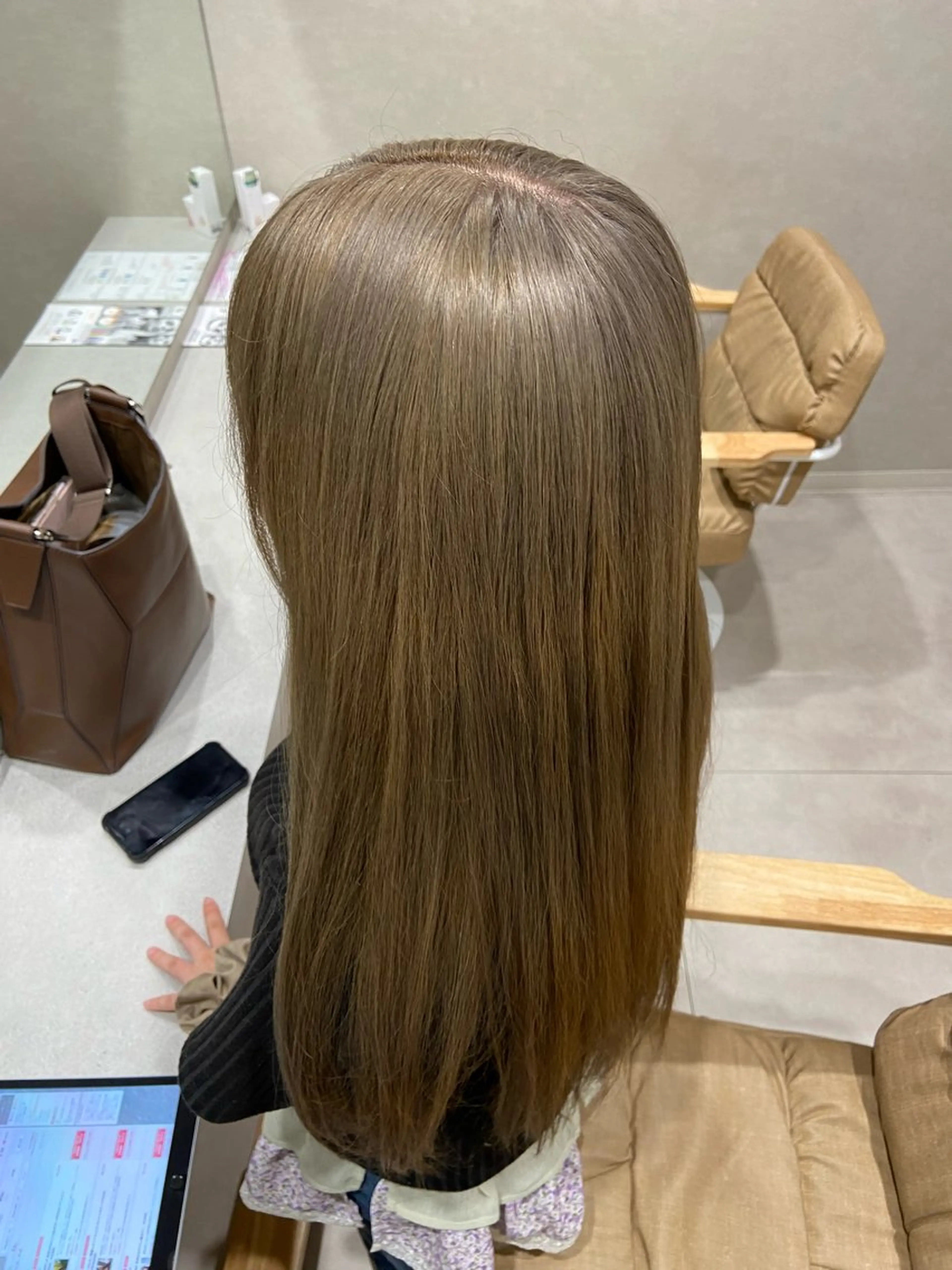 ロング カット ヘアカラー newiネウィ _naoのヘアスタイル