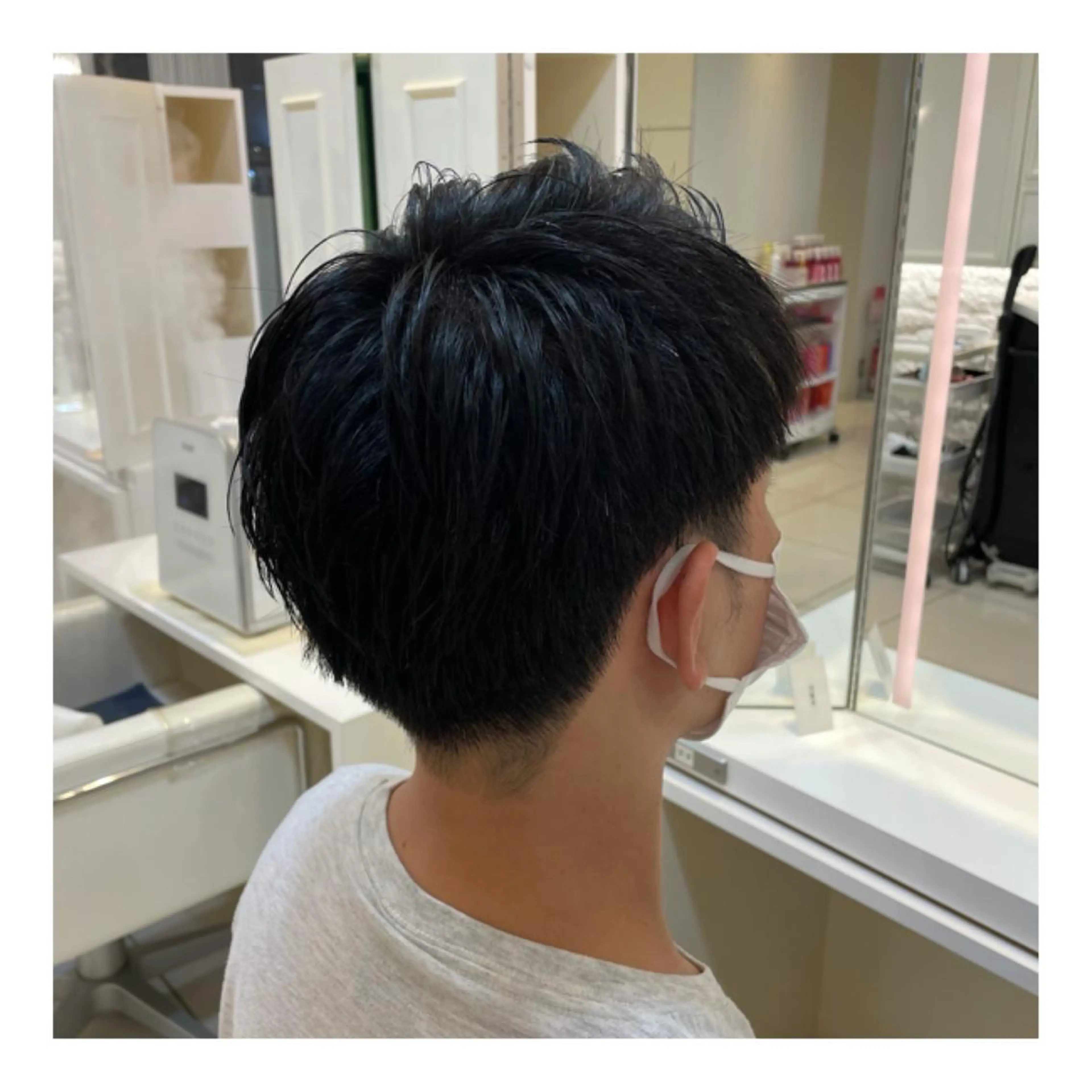 メンズ 刈り上げ BiBi  藪 菜月のヘアスタイル