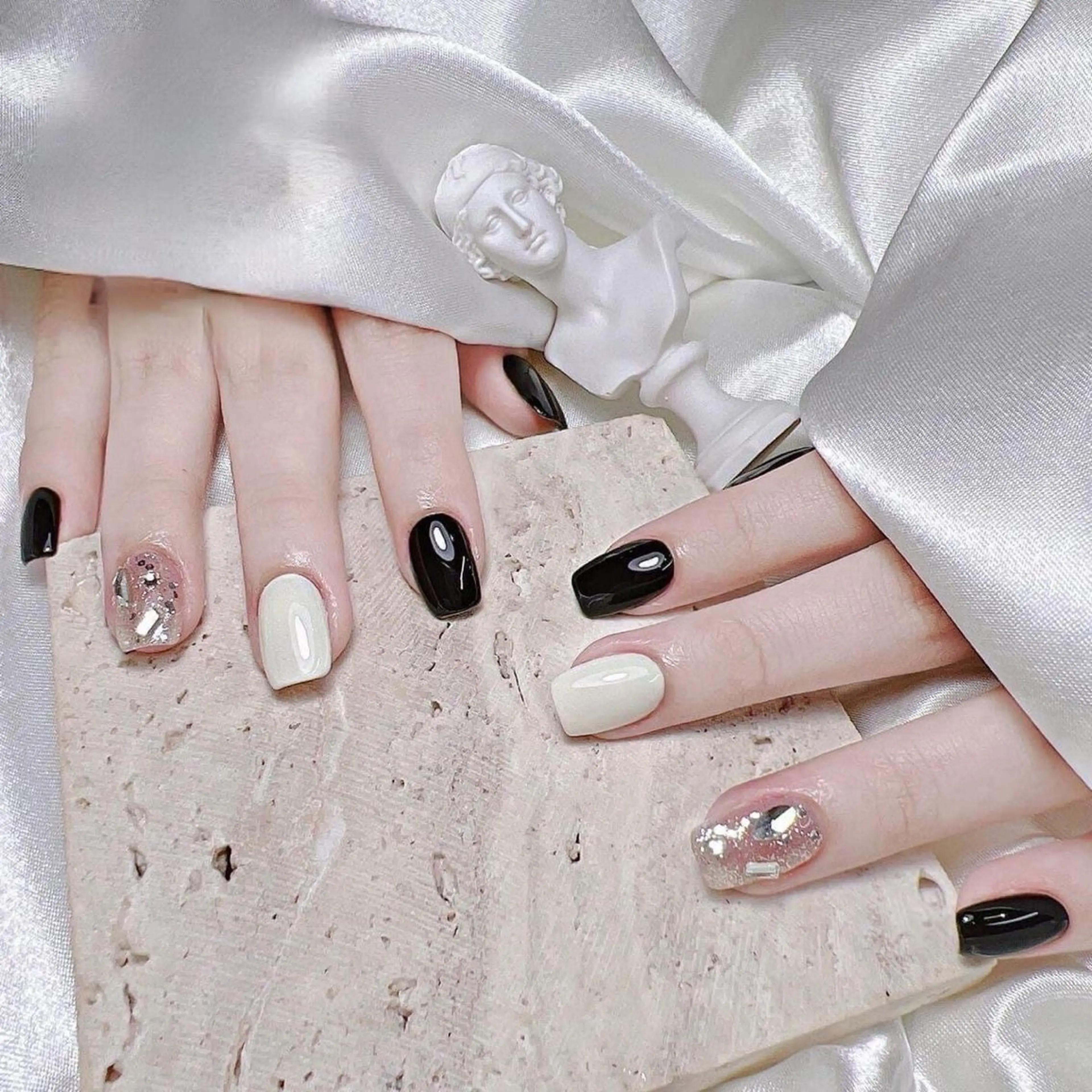 ネイル ハンドネイル トウイ チャンのネイルデザイン