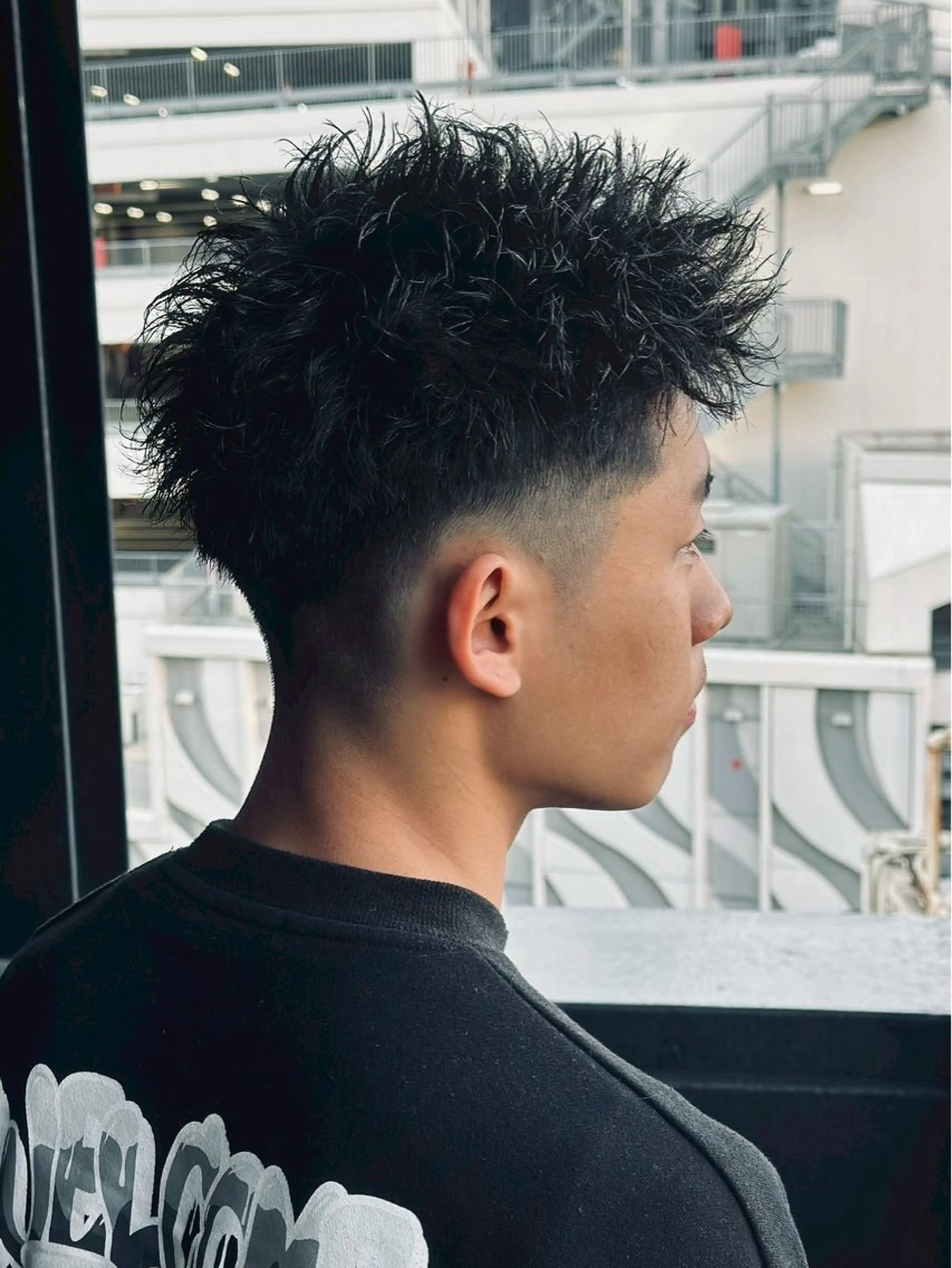 ショート カラー パーマ ✨️メンズ特化波巻き ツイスパ✨️松本真生のヘアスタイル