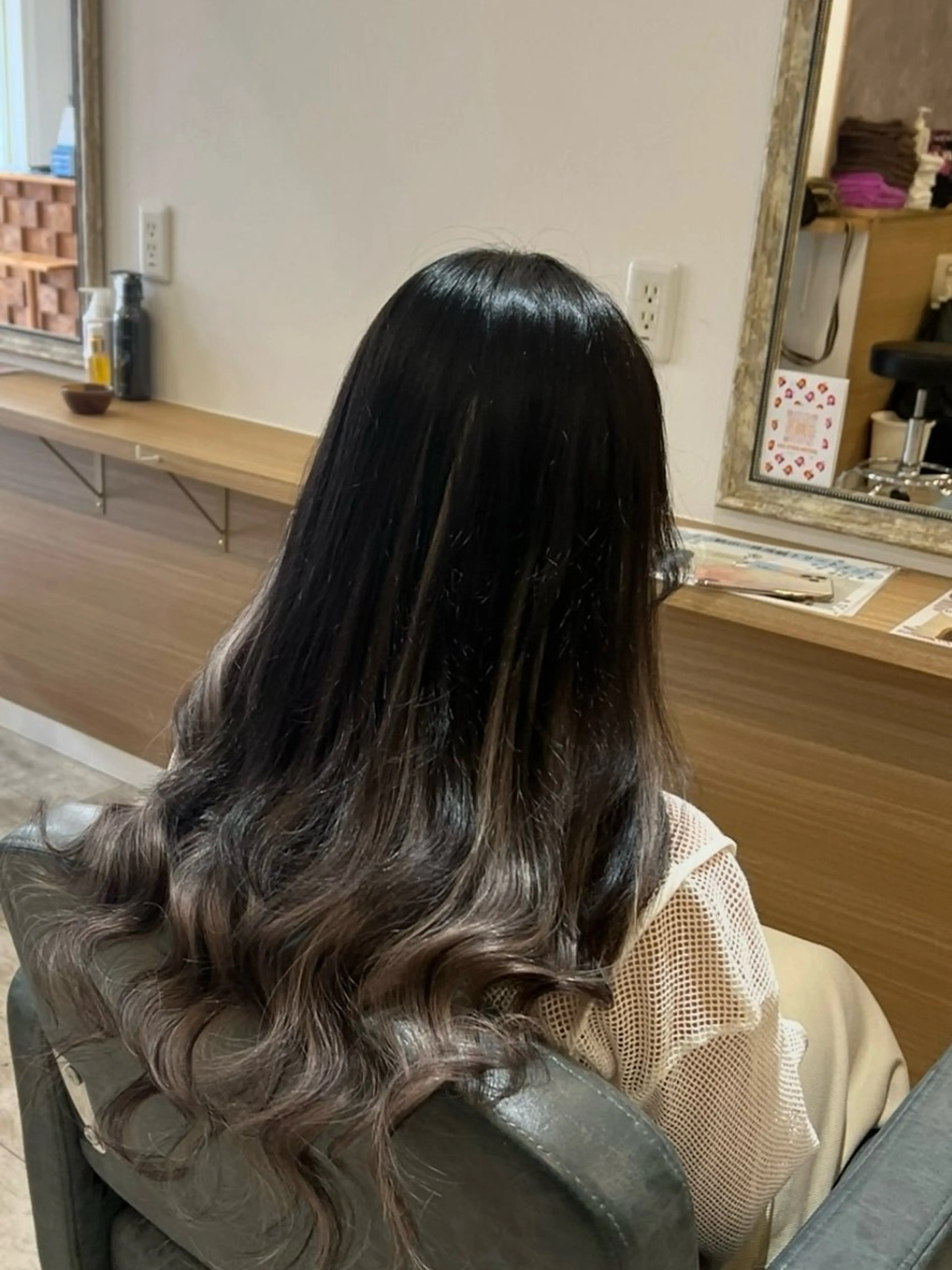 ロング エクステ 髪質改善 エクステ マテリアル 中央駅店のヘアスタイル