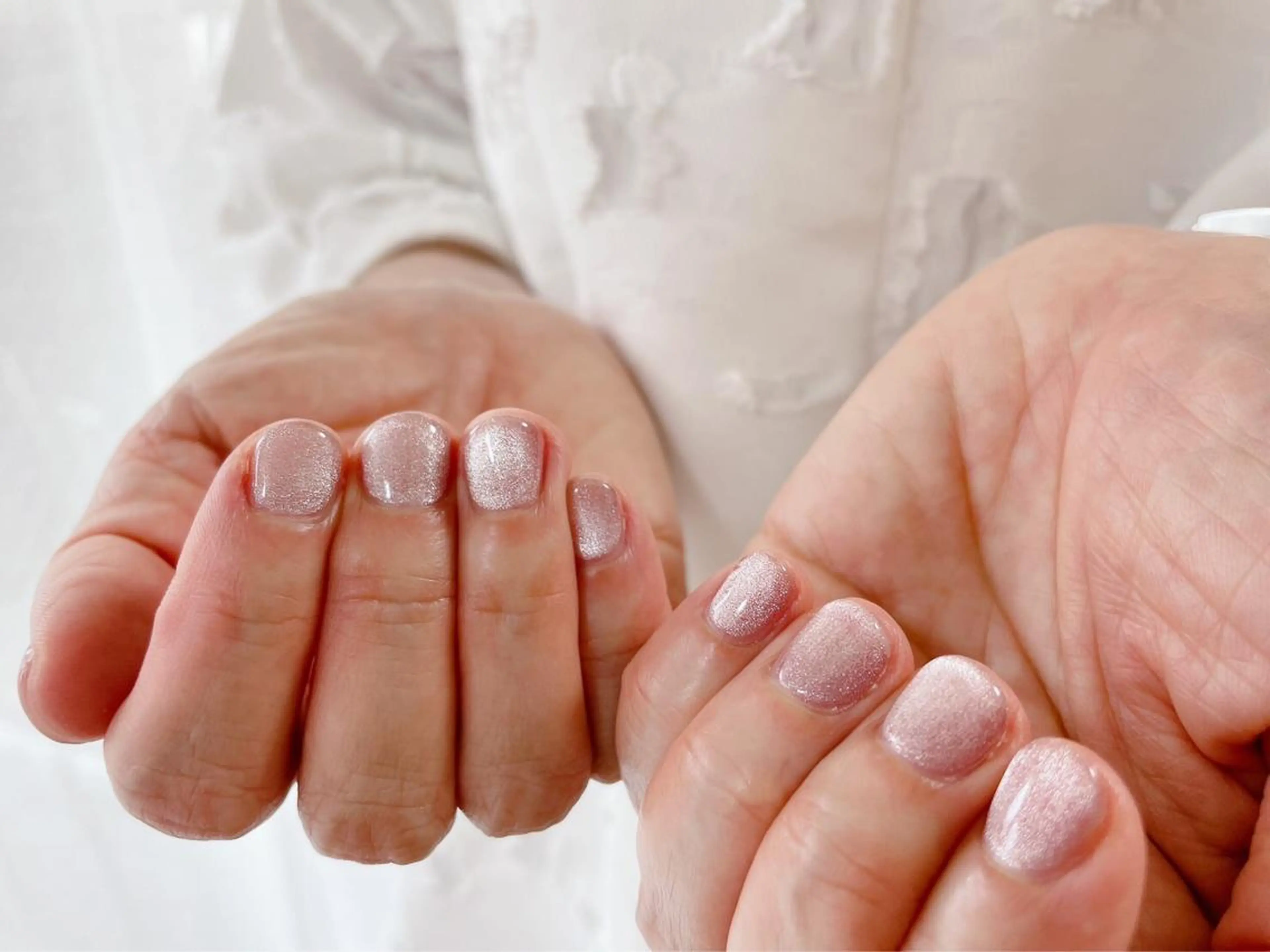 ネイル オーロラネイル フラワーネイル フットネイル フレンチネイル ジェルネイル ハンドネイル mogunail &blowのネイルデザイン