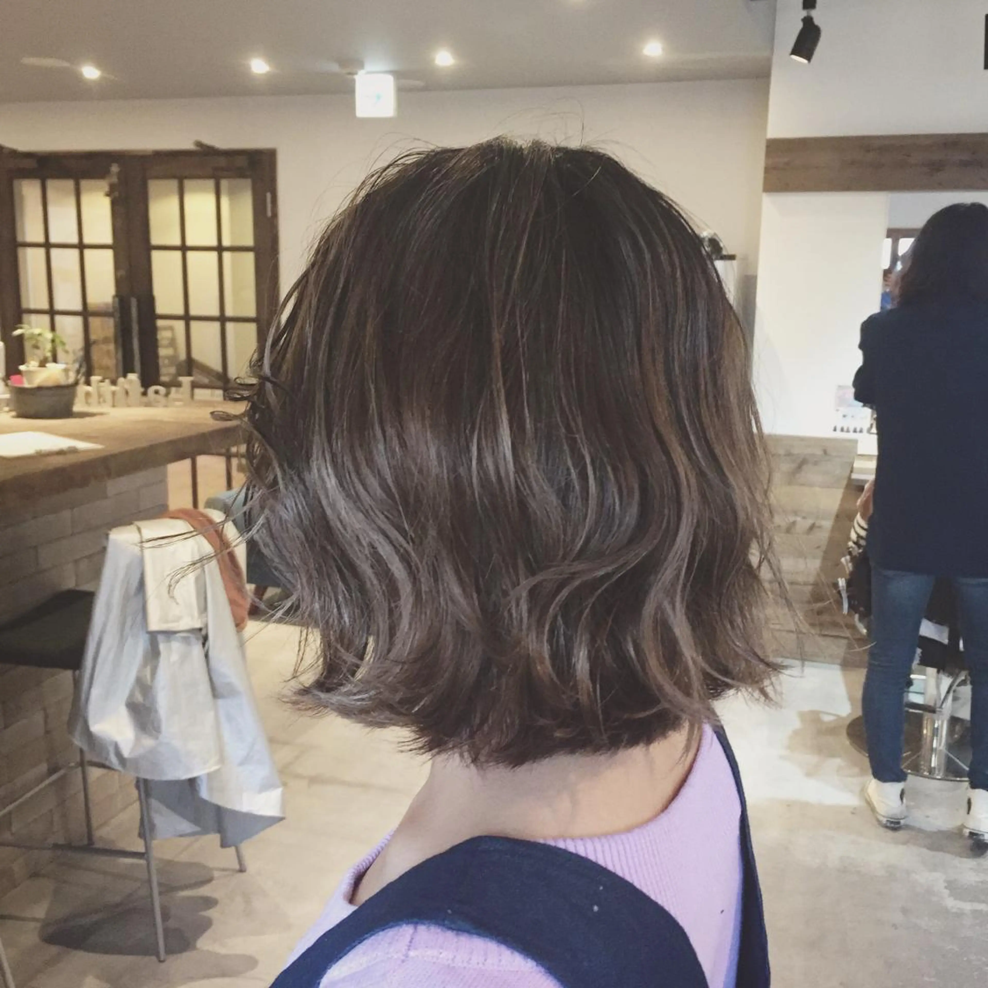 ショート カラー パーマ ハイライトカラー 外国人風カラー ハイライト ハイトーン×髪質改善 KENTAのヘアスタイル