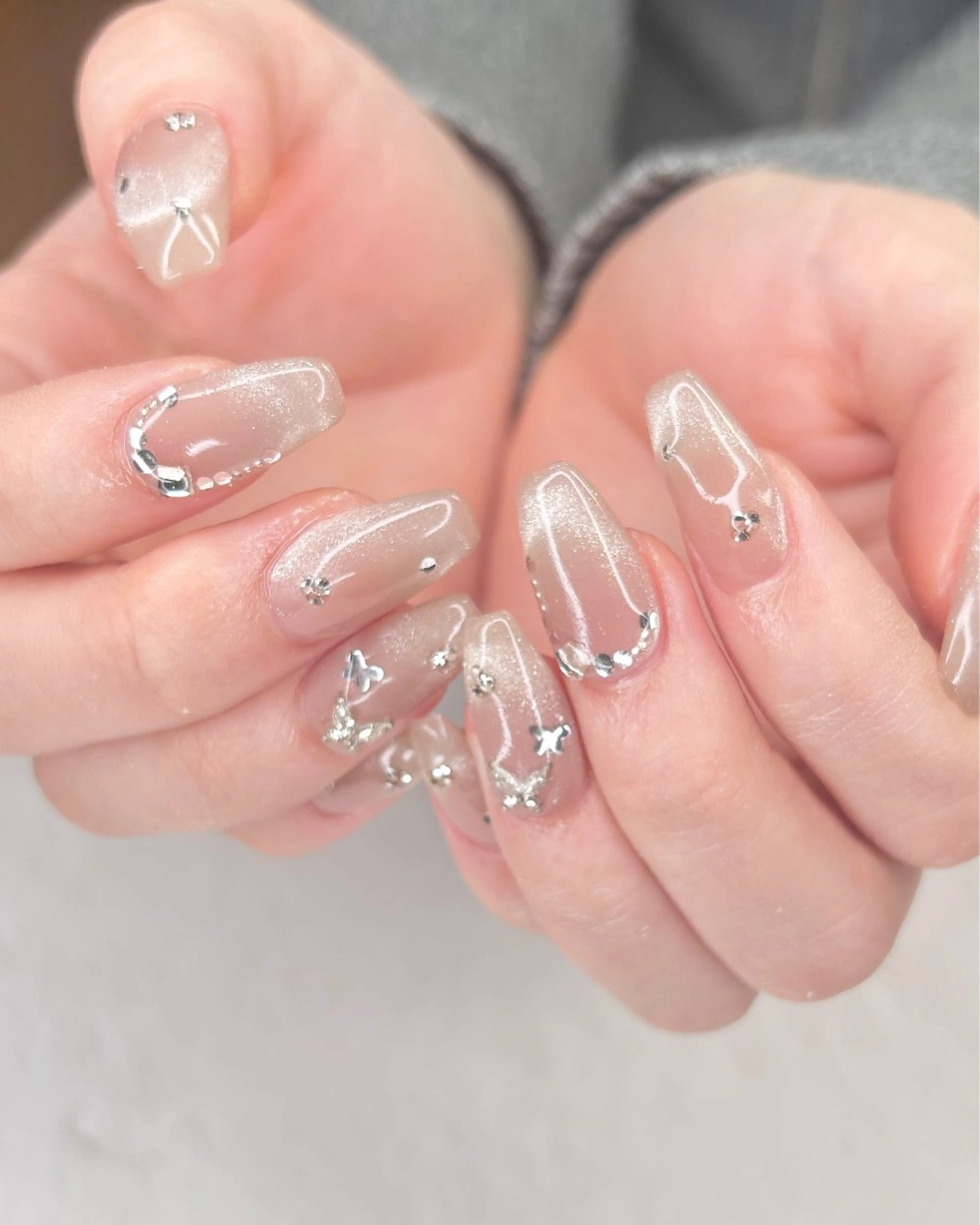 ネイル ハンドネイル フットネイル ease NAIL SALONのネイルデザイン