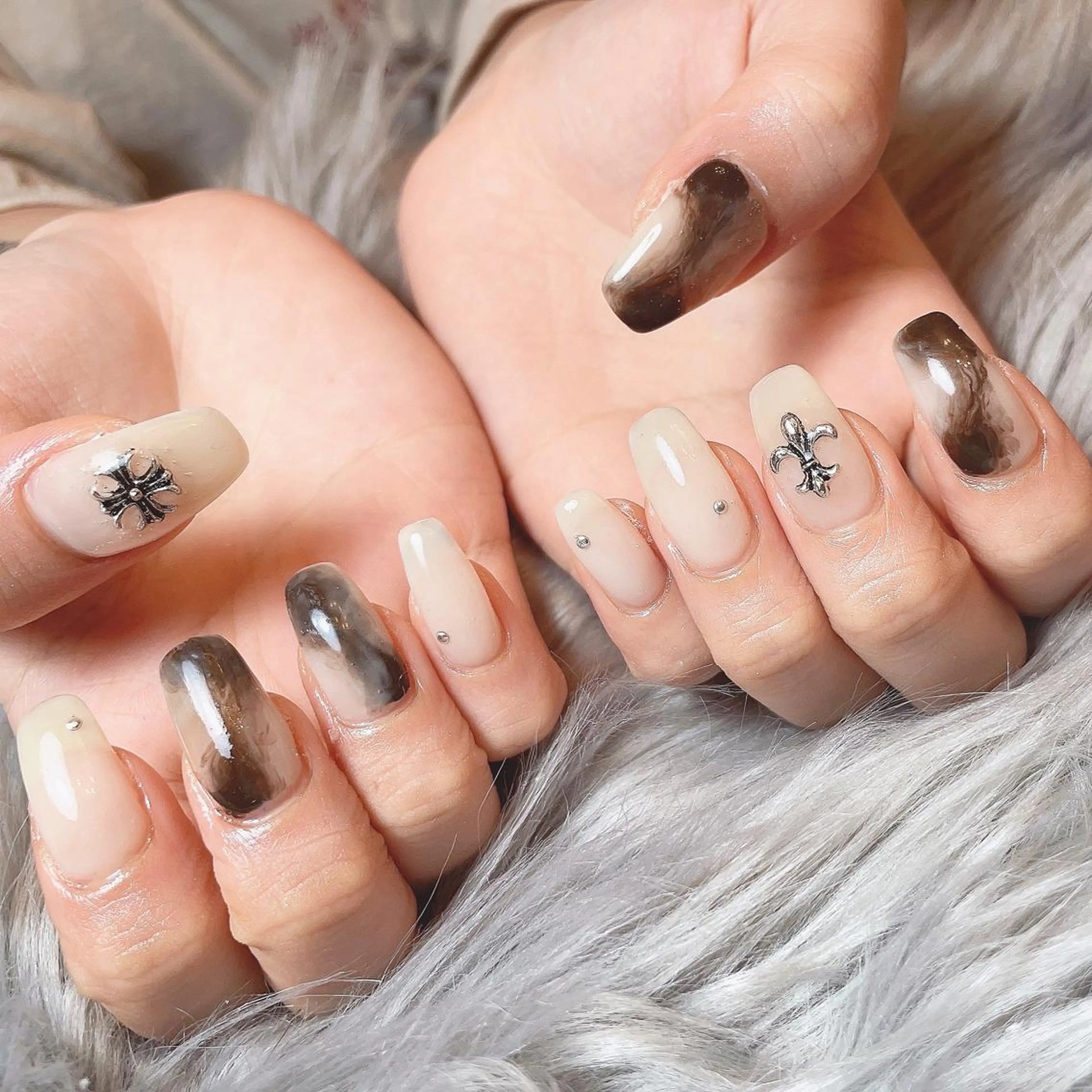 ネイル ハンドネイル White lily所属・牧田 雅世のネイルデザイン