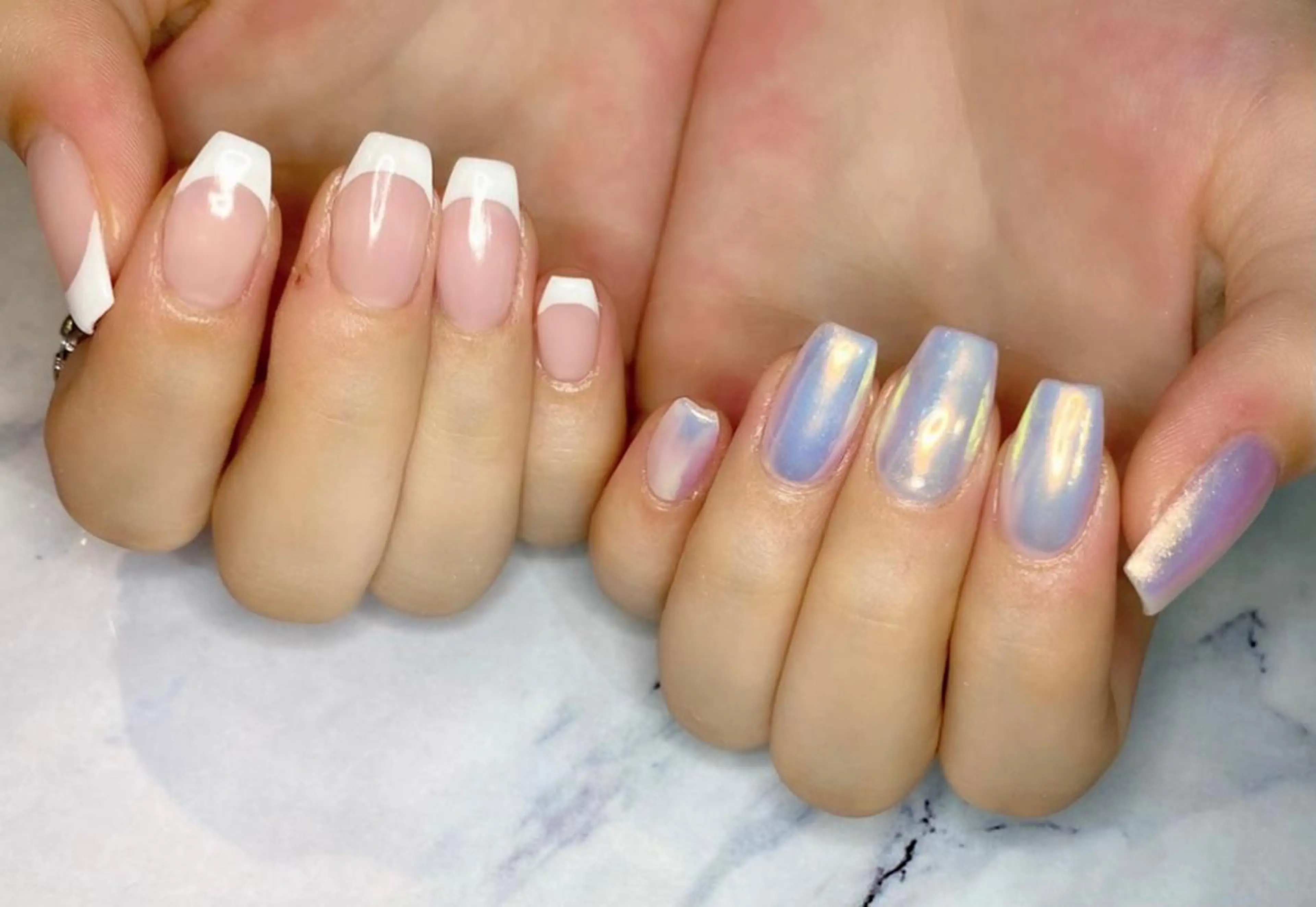 ネイル オーロラネイル フレンチネイル 黄色 ハンドネイル Lino+ ネイル&よもぎ蒸しのネイルデザイン