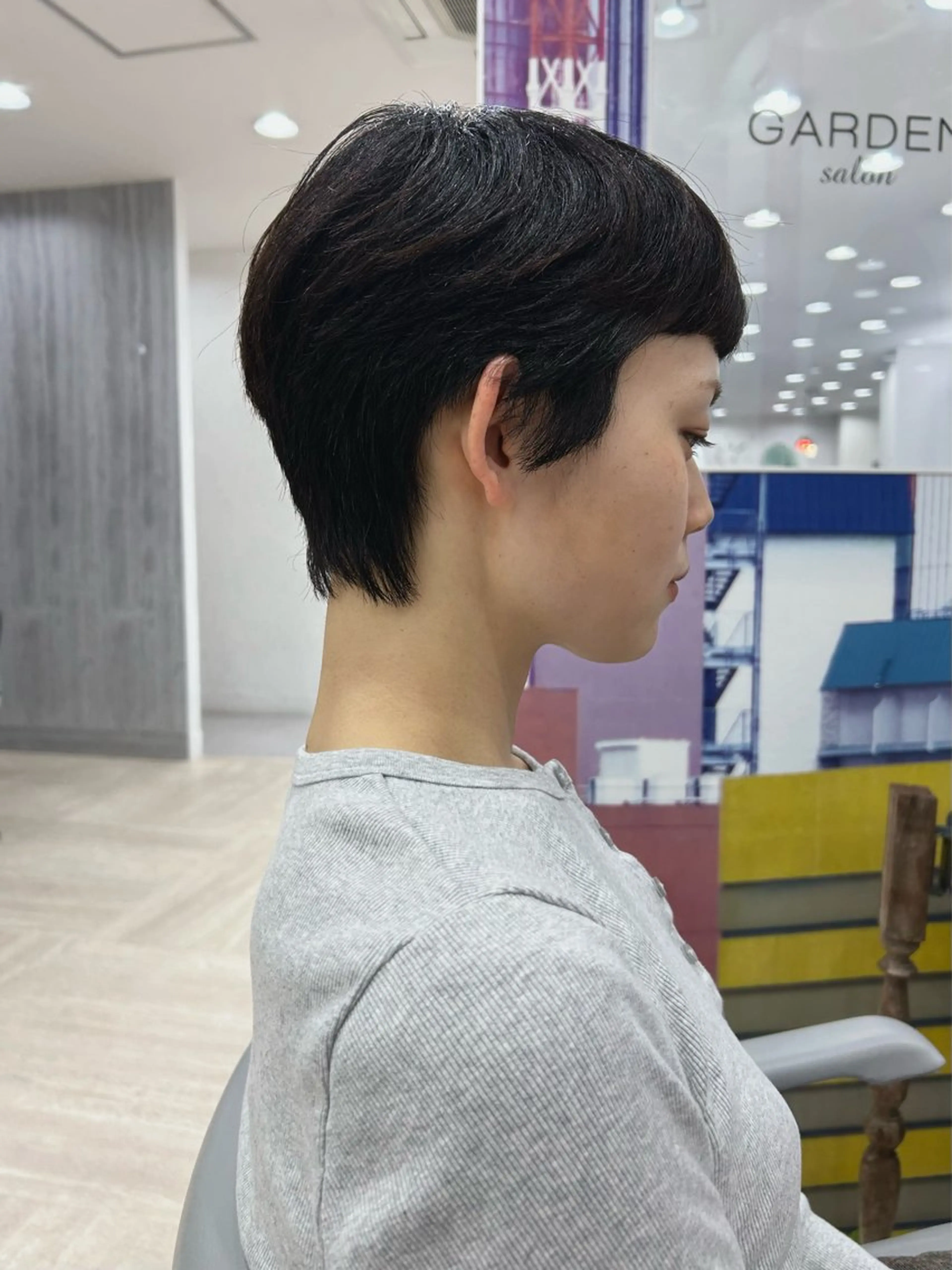 ショート 海/ボブ /パーマのヘアスタイル