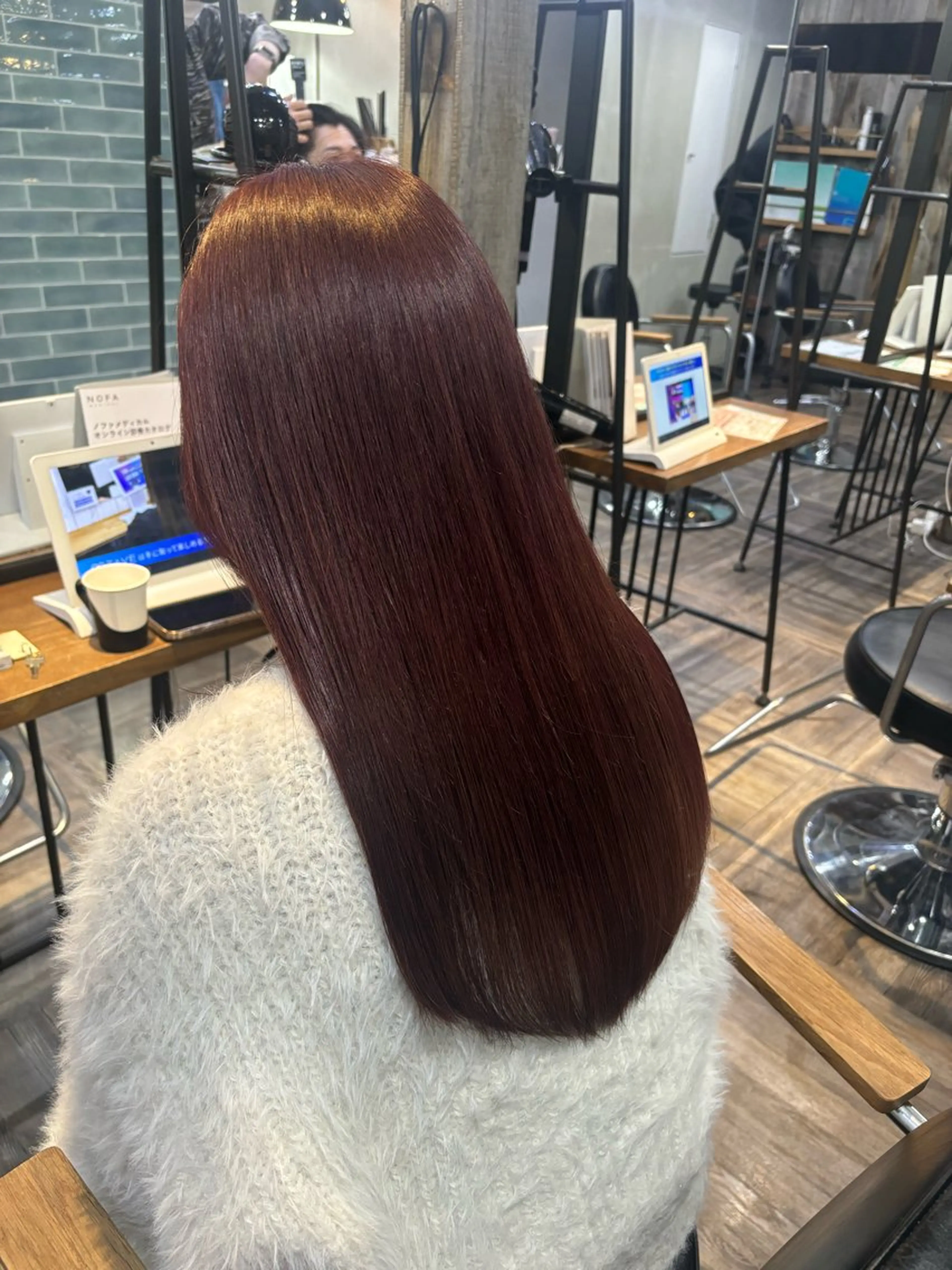 ロング カラー ピンクカラー 村本 優依のヘアスタイル