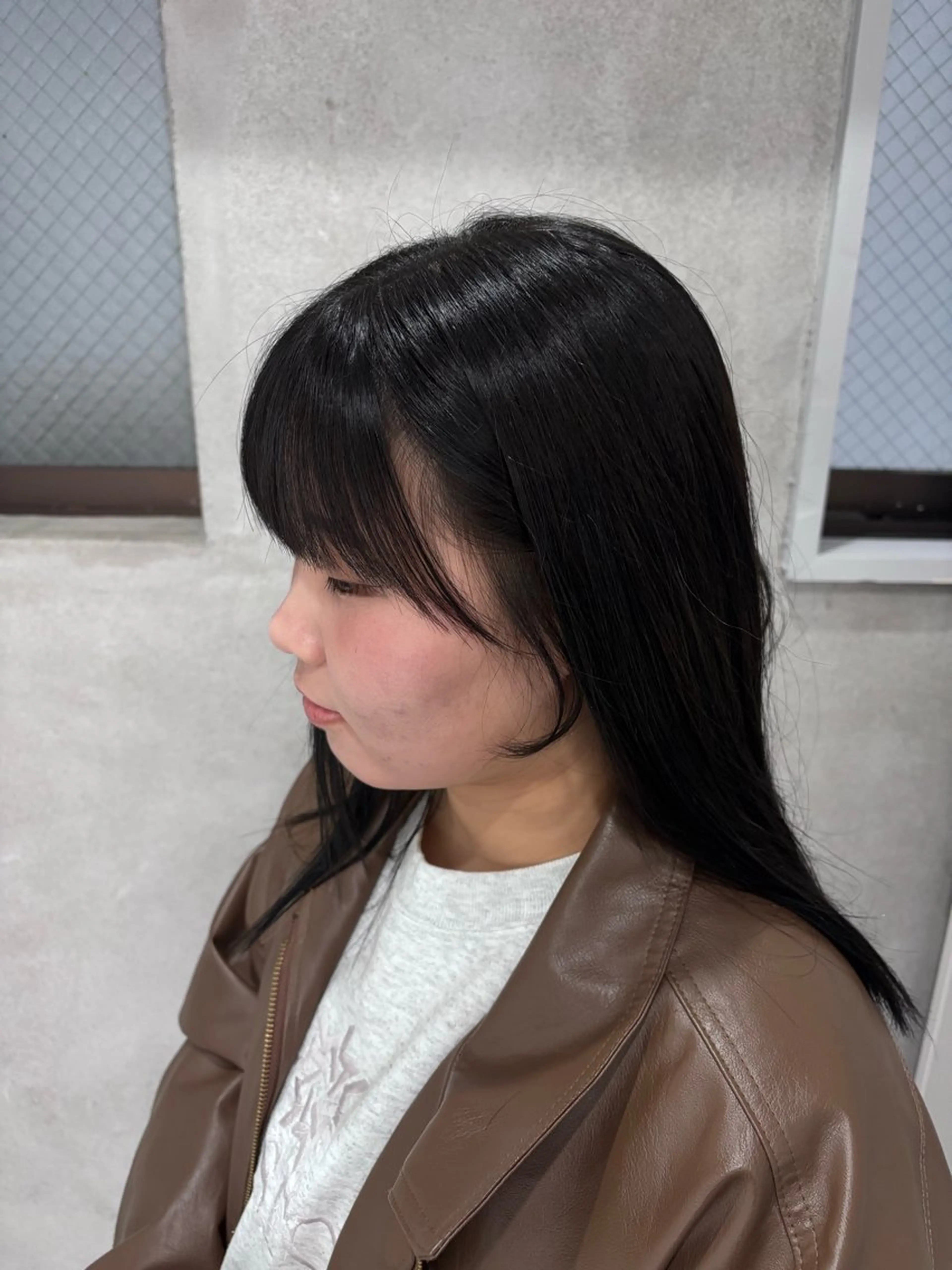 セミロング 心愛/天神/レイヤー /透明感カラー/艶髪のヘアスタイル