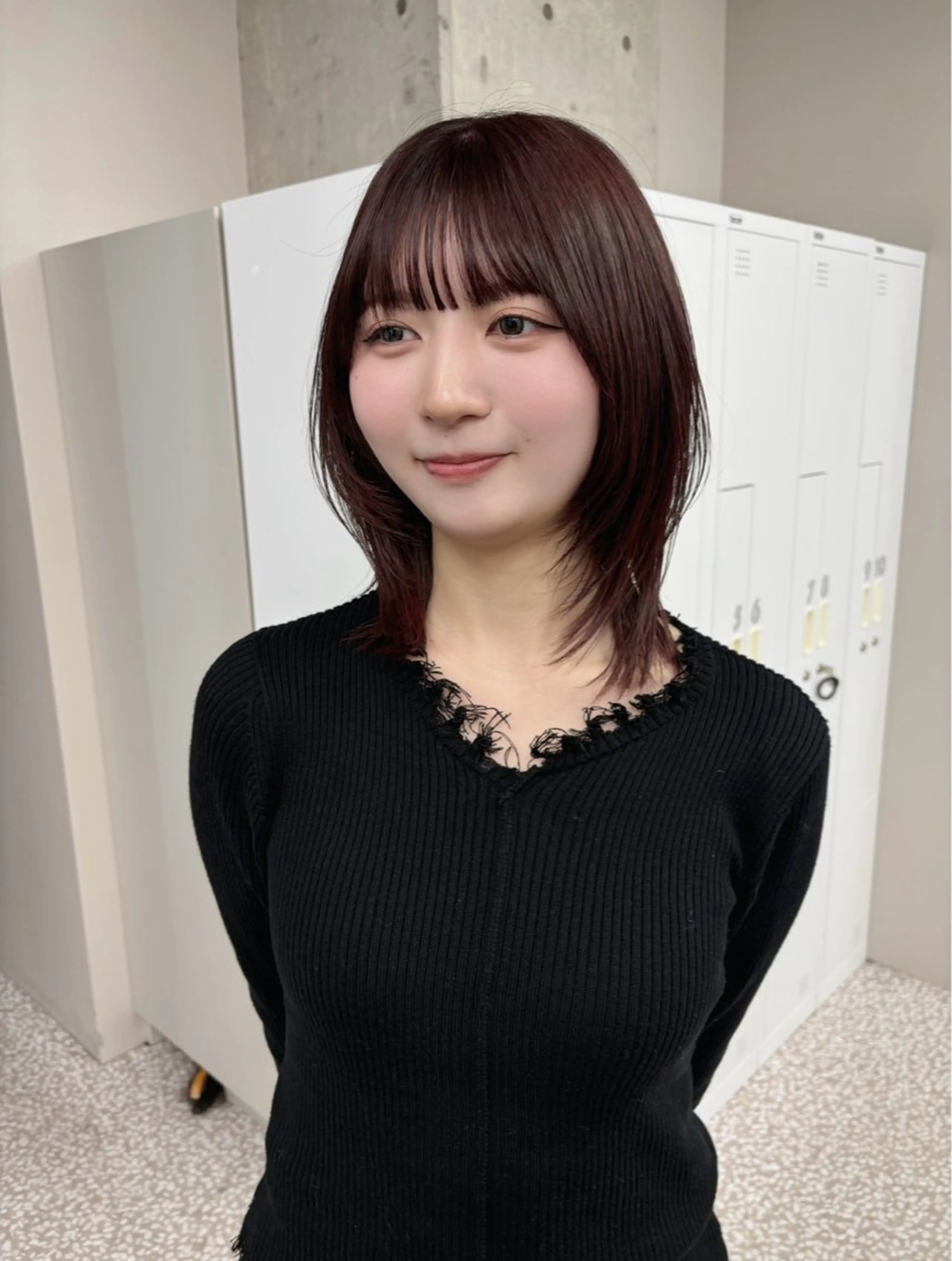ミディアム nanami IROW大名のヘアスタイル