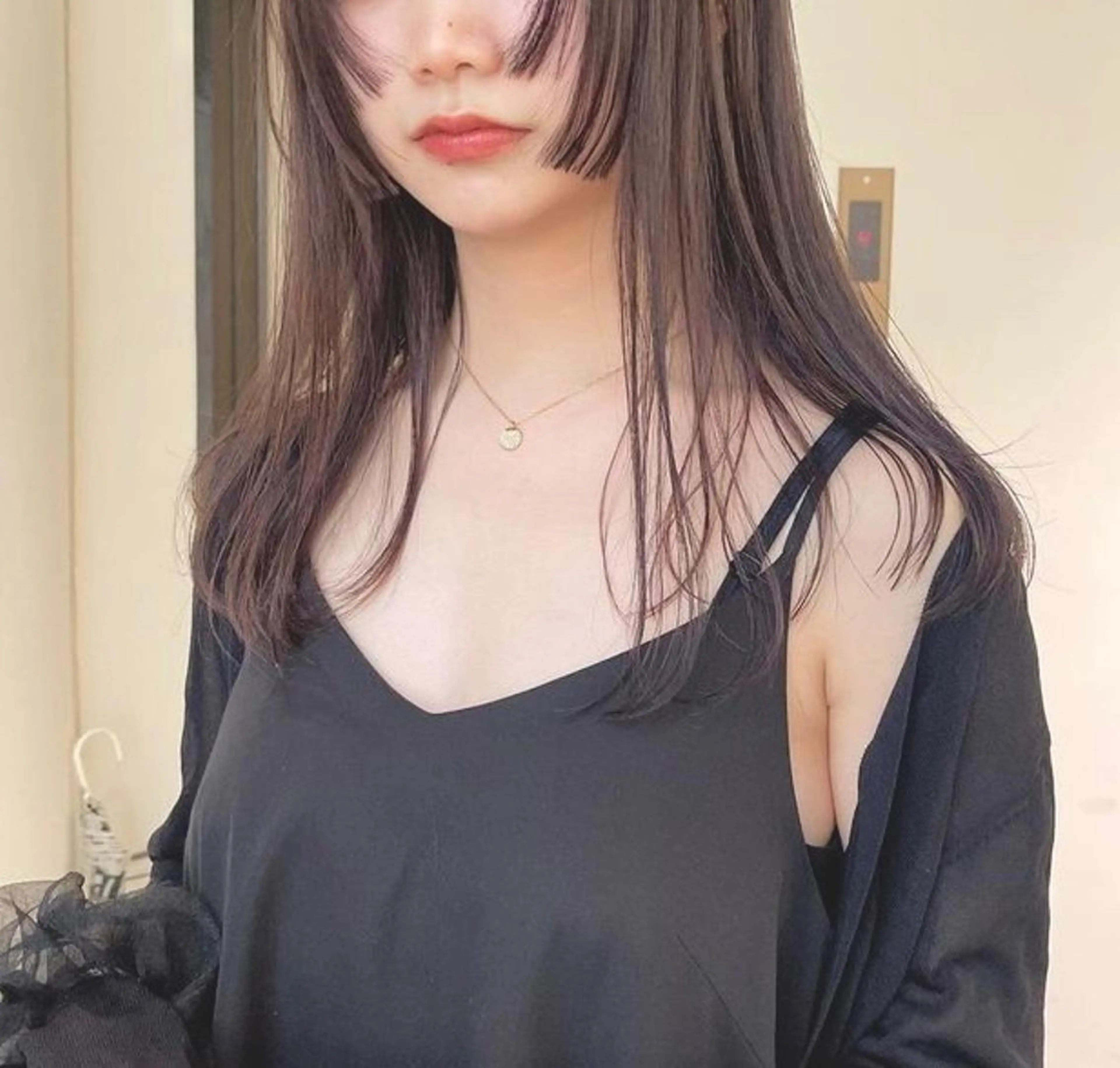 ロング サキ🤍ハイトーン 🩰くびれ巻きヘアのヘアスタイル