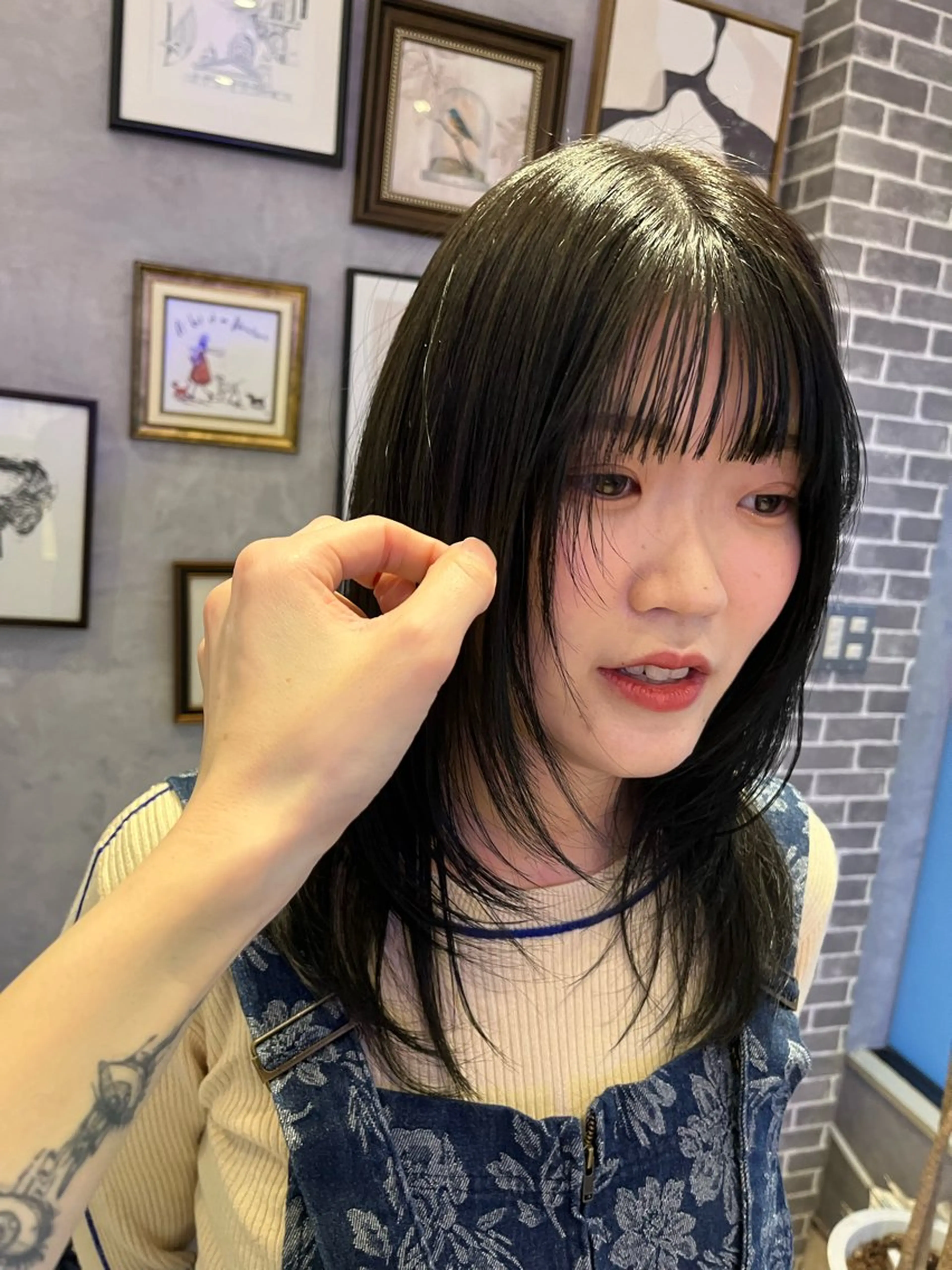 ミディアム ボブ くびれヘア 髪質改善 韓国風ヘア レイヤーカット 髪質改善／レイヤー／ 🐈Yokotaのヘアスタイル