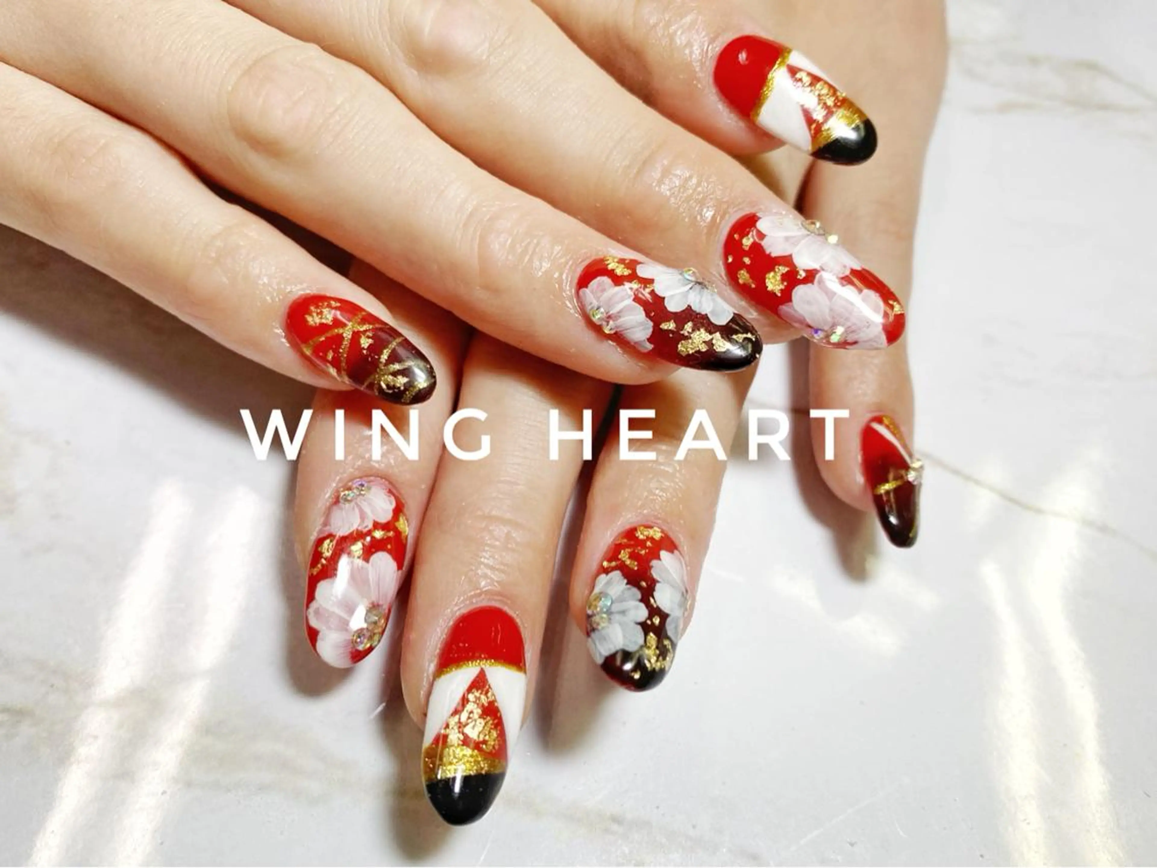 ネイル ハンドネイル O. AKINAのネイルデザイン