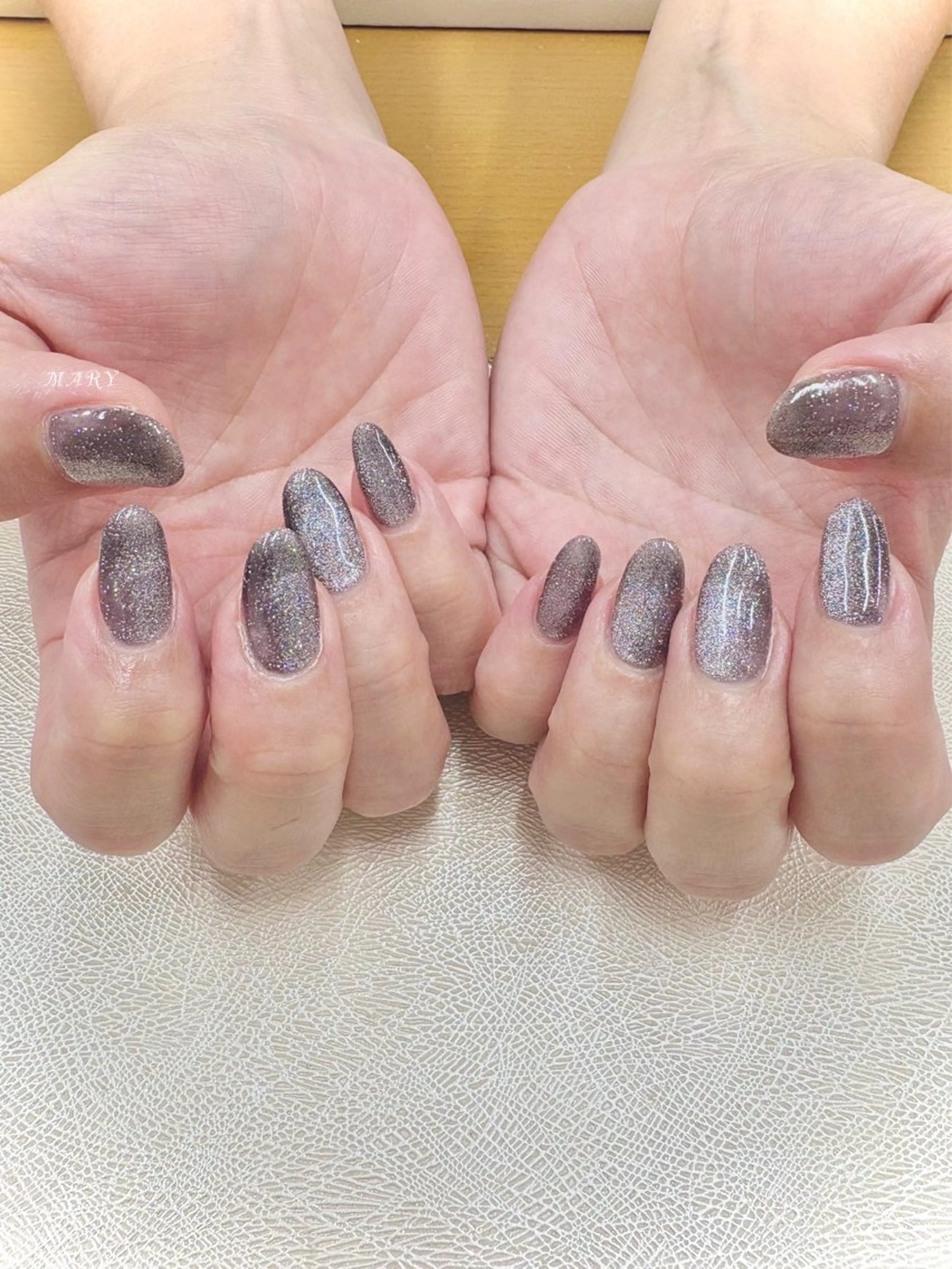 ネイル キラキラネイル マグネットネイル ニュアンスネイル ワンカラーネイル ハンドネイル Mary nail .narumiのネイルデザイン