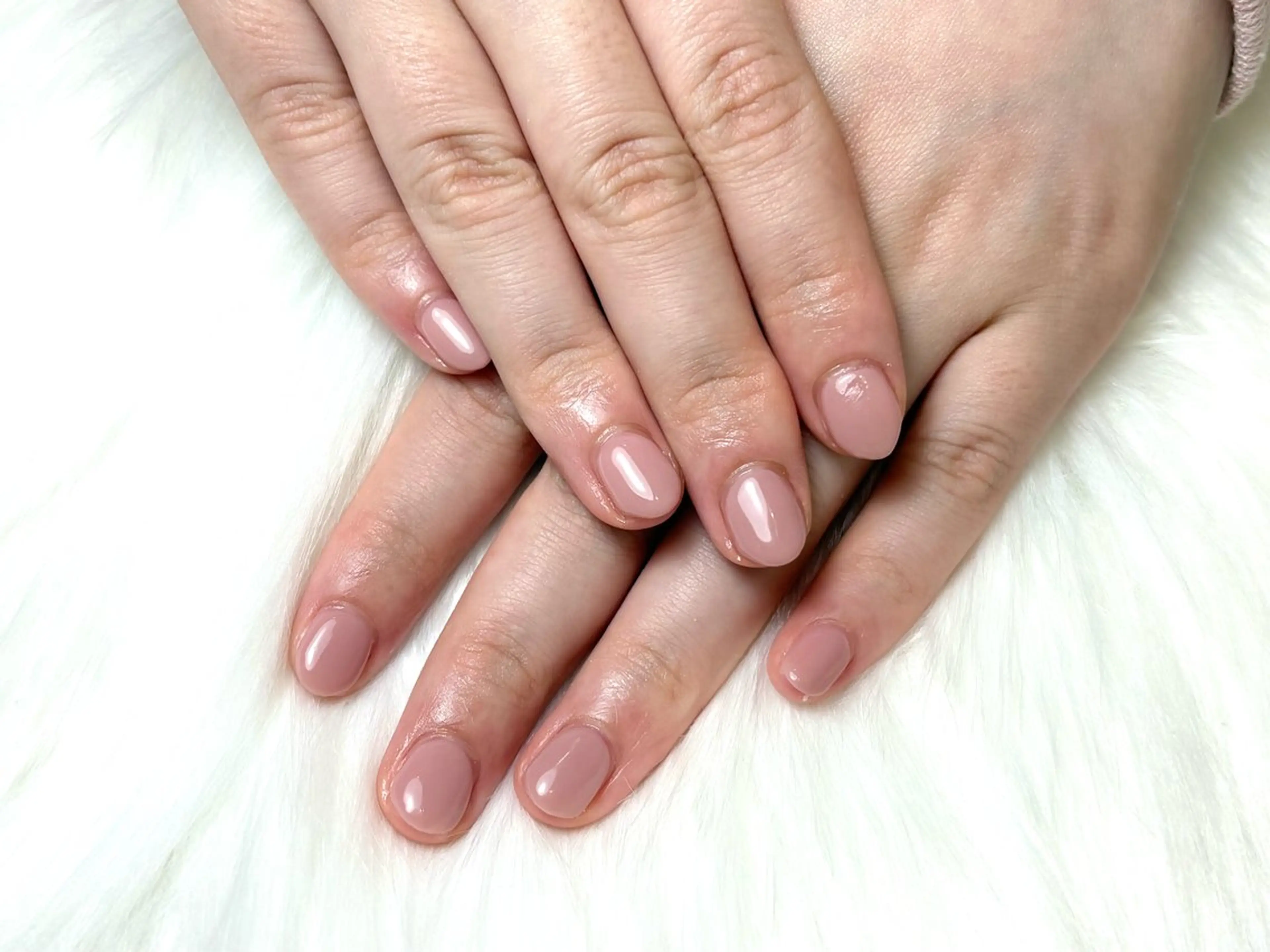 ネイル ワンカラーネイル ピンク ハンドネイル 中島 沙知のネイルデザイン