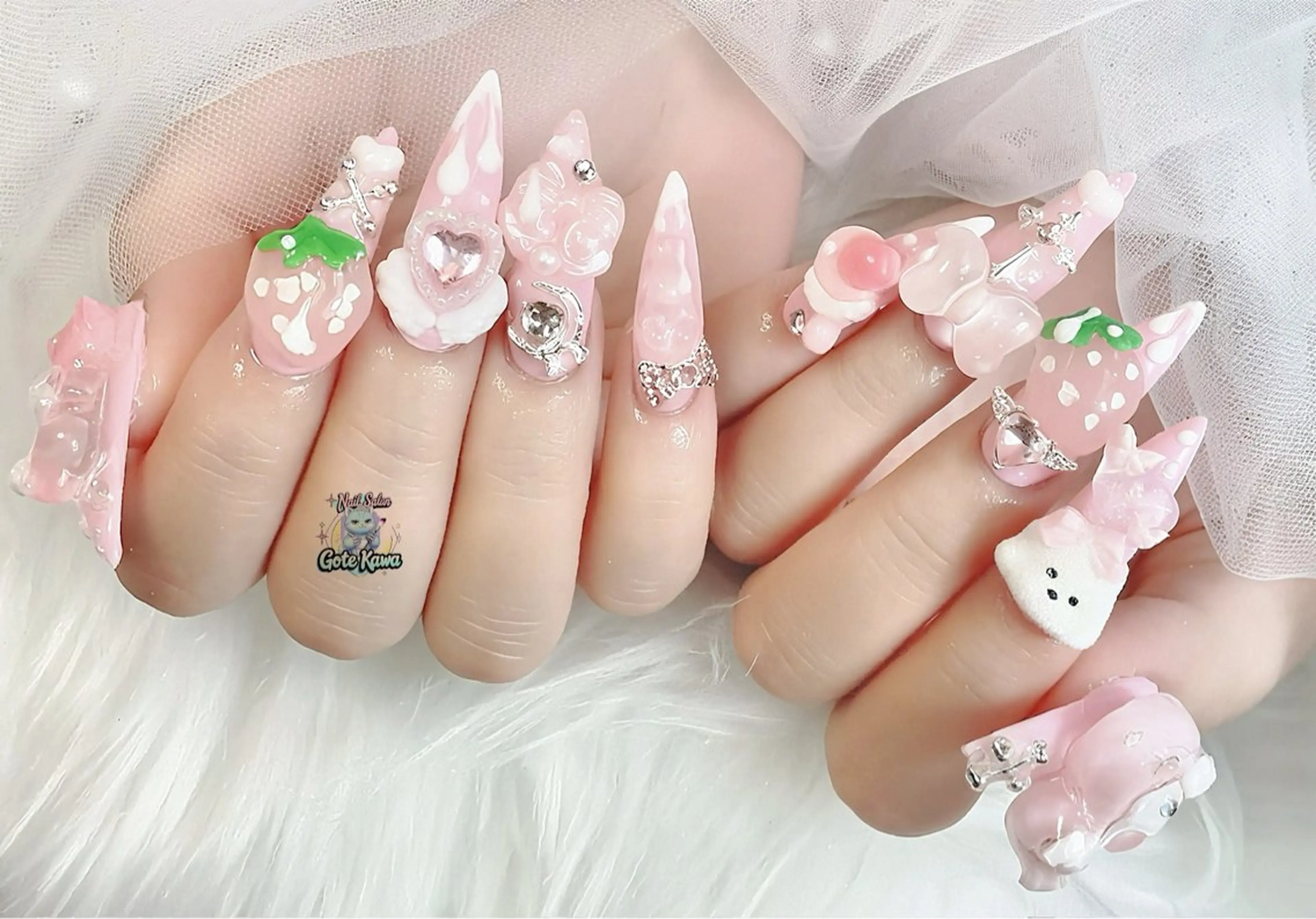 ネイル アートネイル ジェルネイル マグネットネイル 持ち込み ワンカラーネイル ハンドネイル ハンドケア Gote Kawa nail salonのネイルデザイン