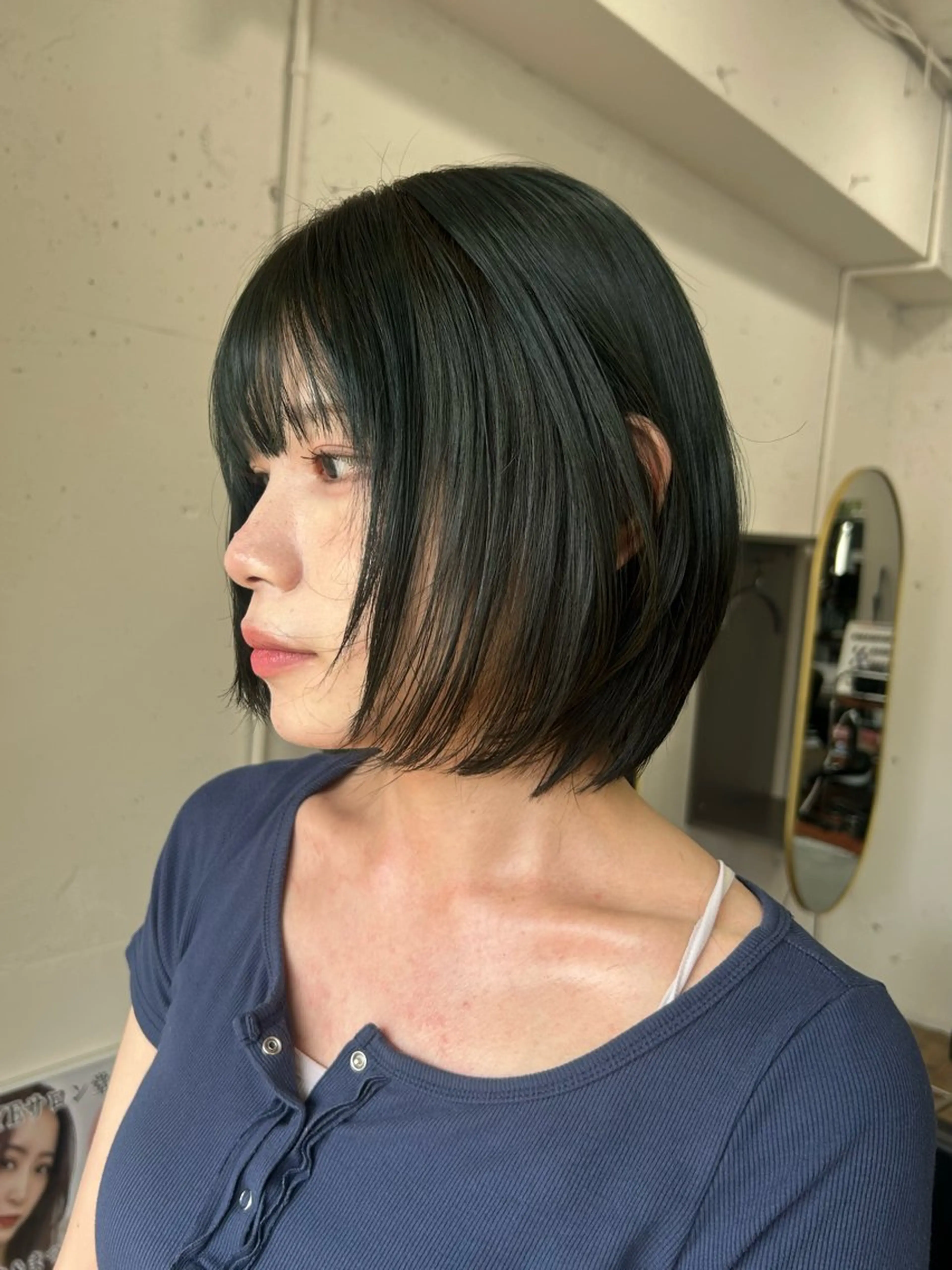 ミディアム カラー ブルーカラー ミント 狭間 千晴のヘアスタイル