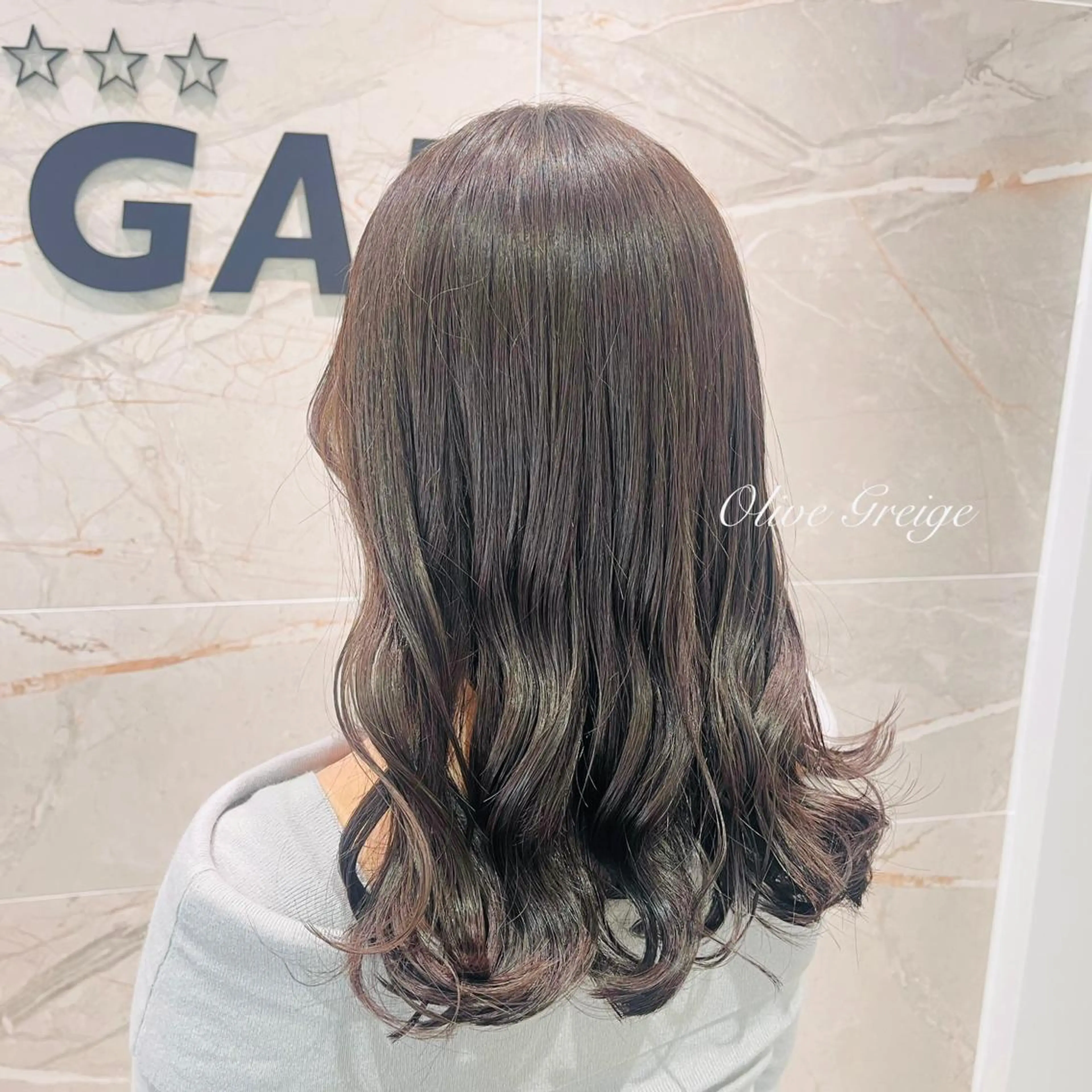 セミロング カラー ヘアアレンジ 🍓後藤 はるな🍓のヘアスタイル