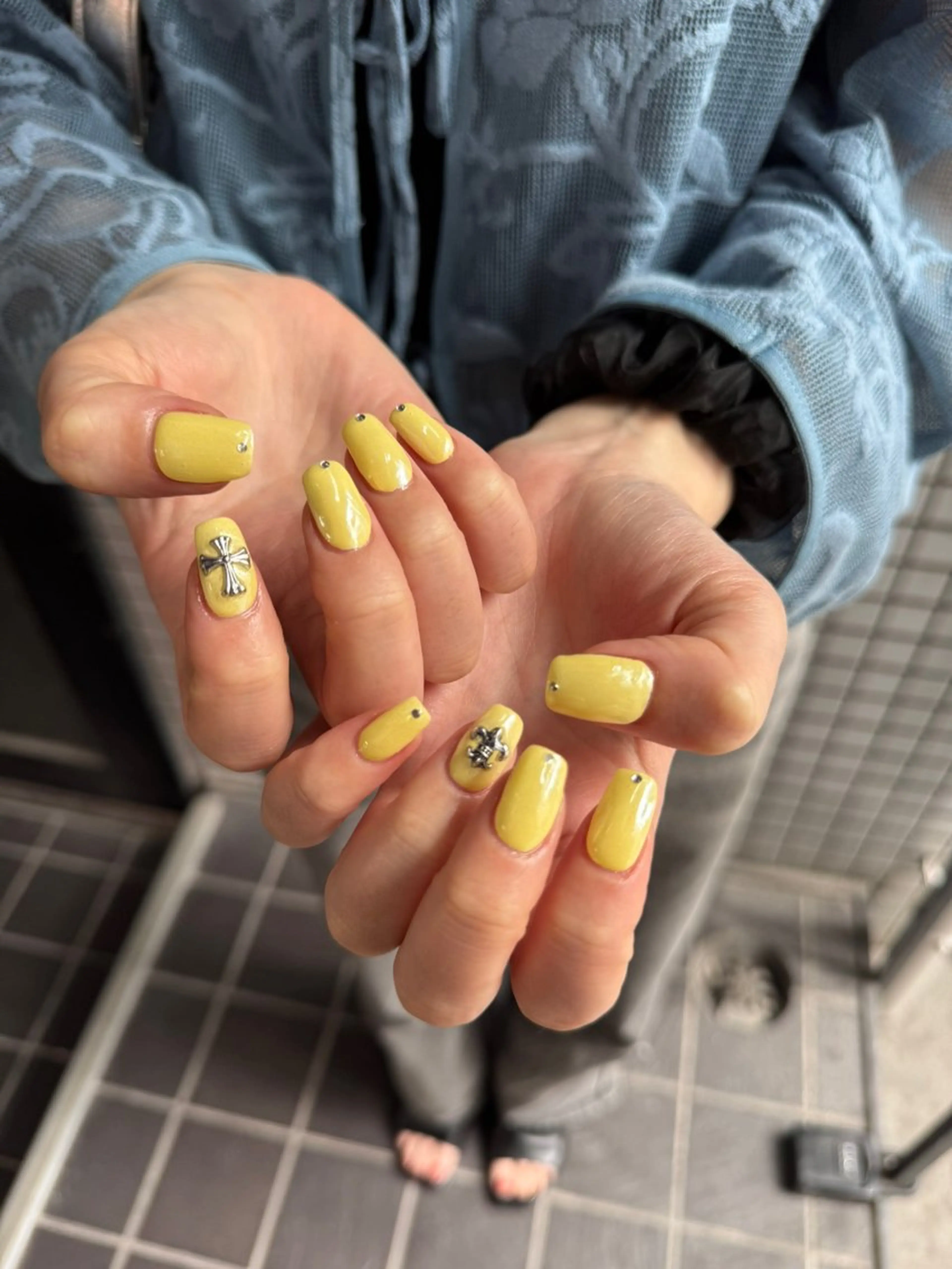 ミディアム 小川 柚香のネイルデザイン