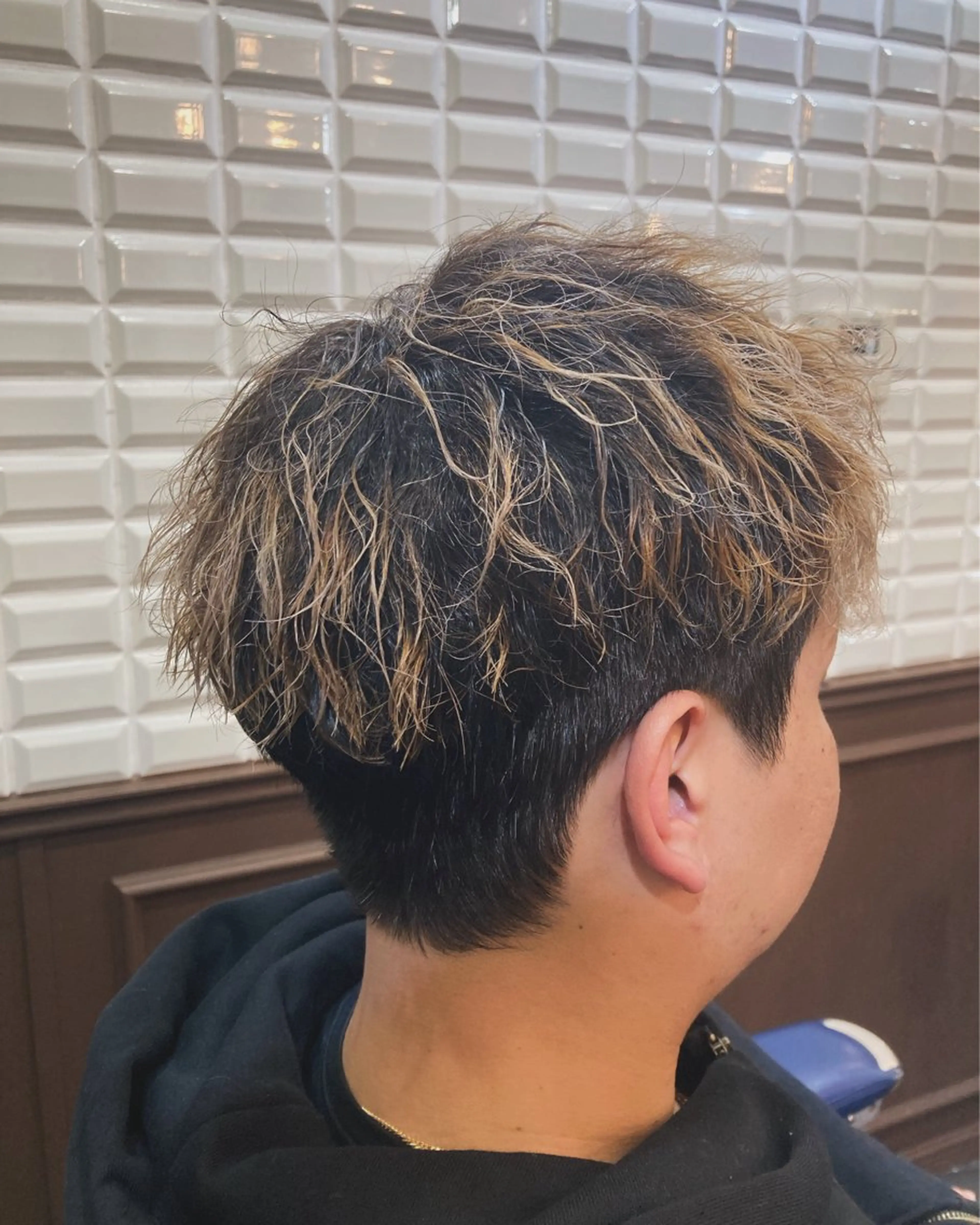 パーマ メンズ メンズブリーチ メンズパーマ ルピナス中田店長 山口大地のヘアスタイル