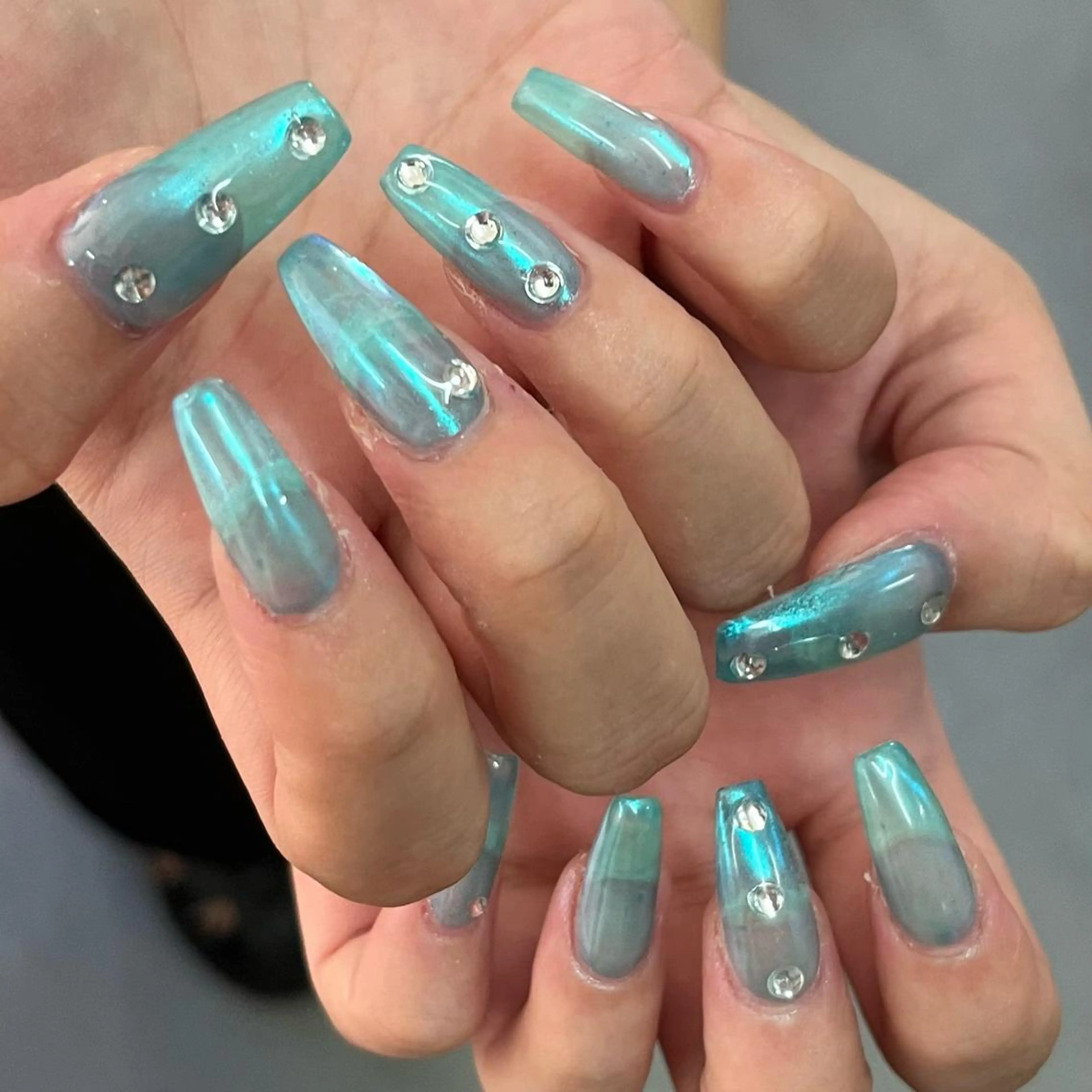 ネイル 🪐富島彩夏 /海外nail🪐のネイルデザイン