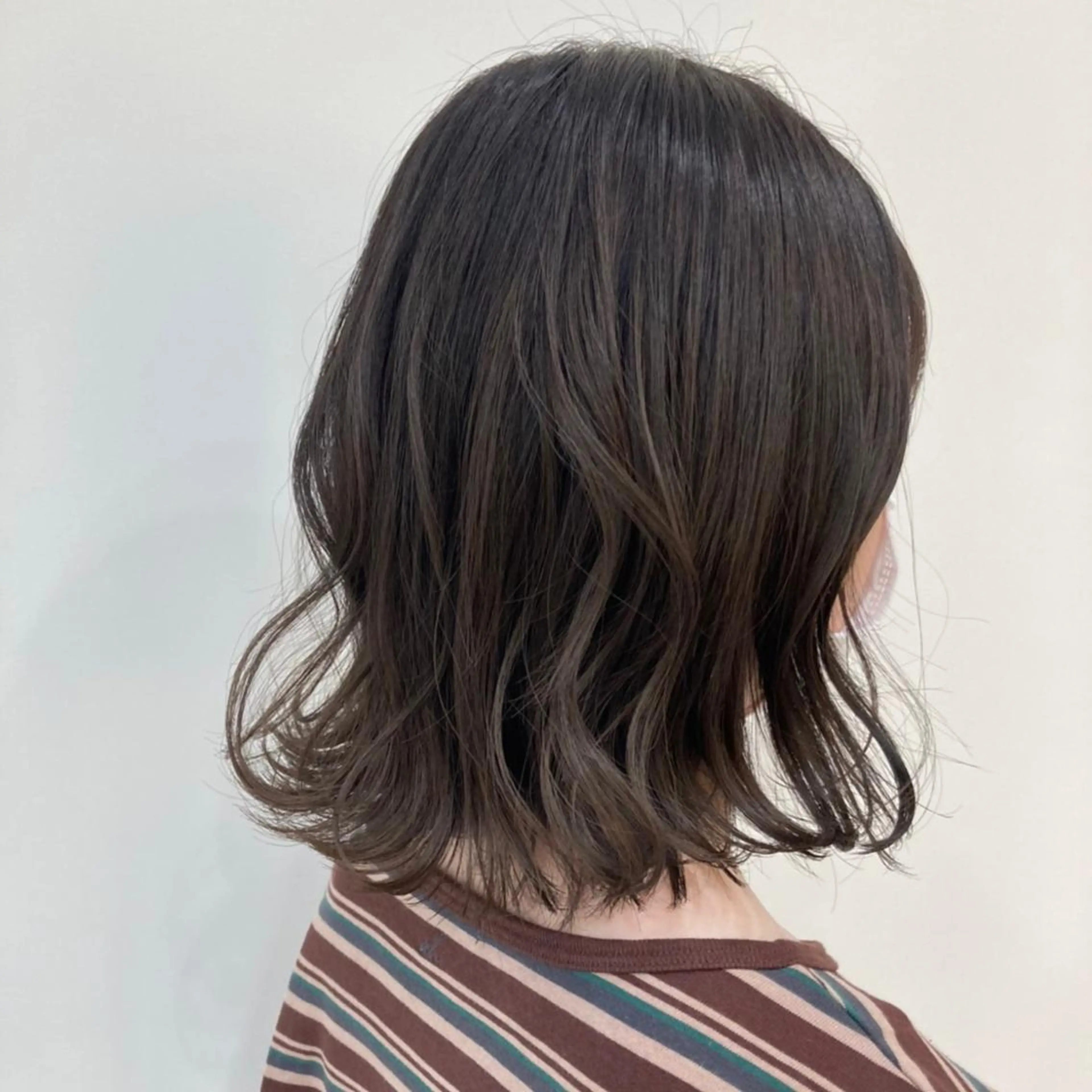 ミディアム カラー カット ヘアカラー トリートメント 鈴木 レナのヘアスタイル