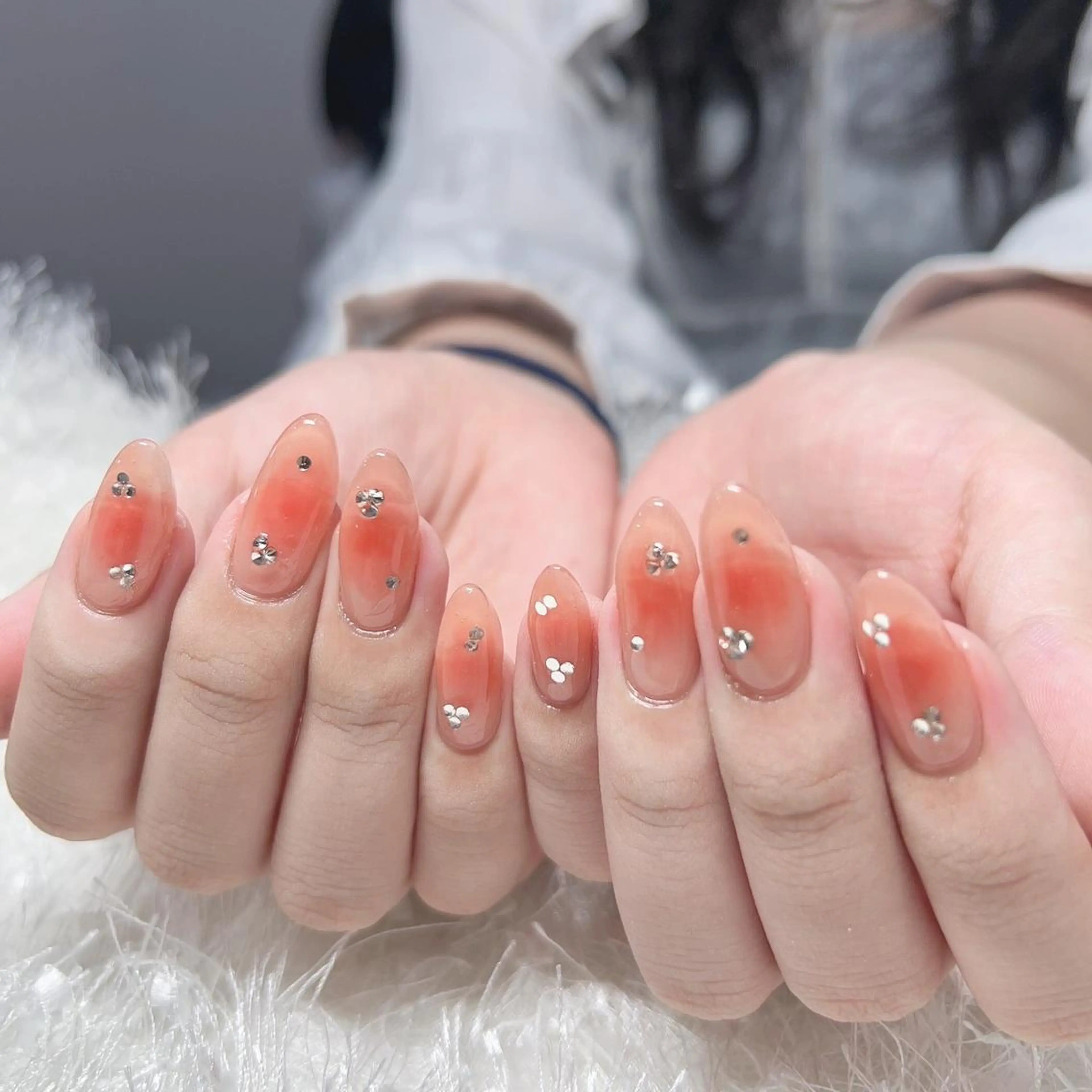 ネイル チークネイル 長さ出し ジェルネイル グラデーション 韓国ネイル ハンドネイル Nail&eye Belire 新宿のネイルデザイン