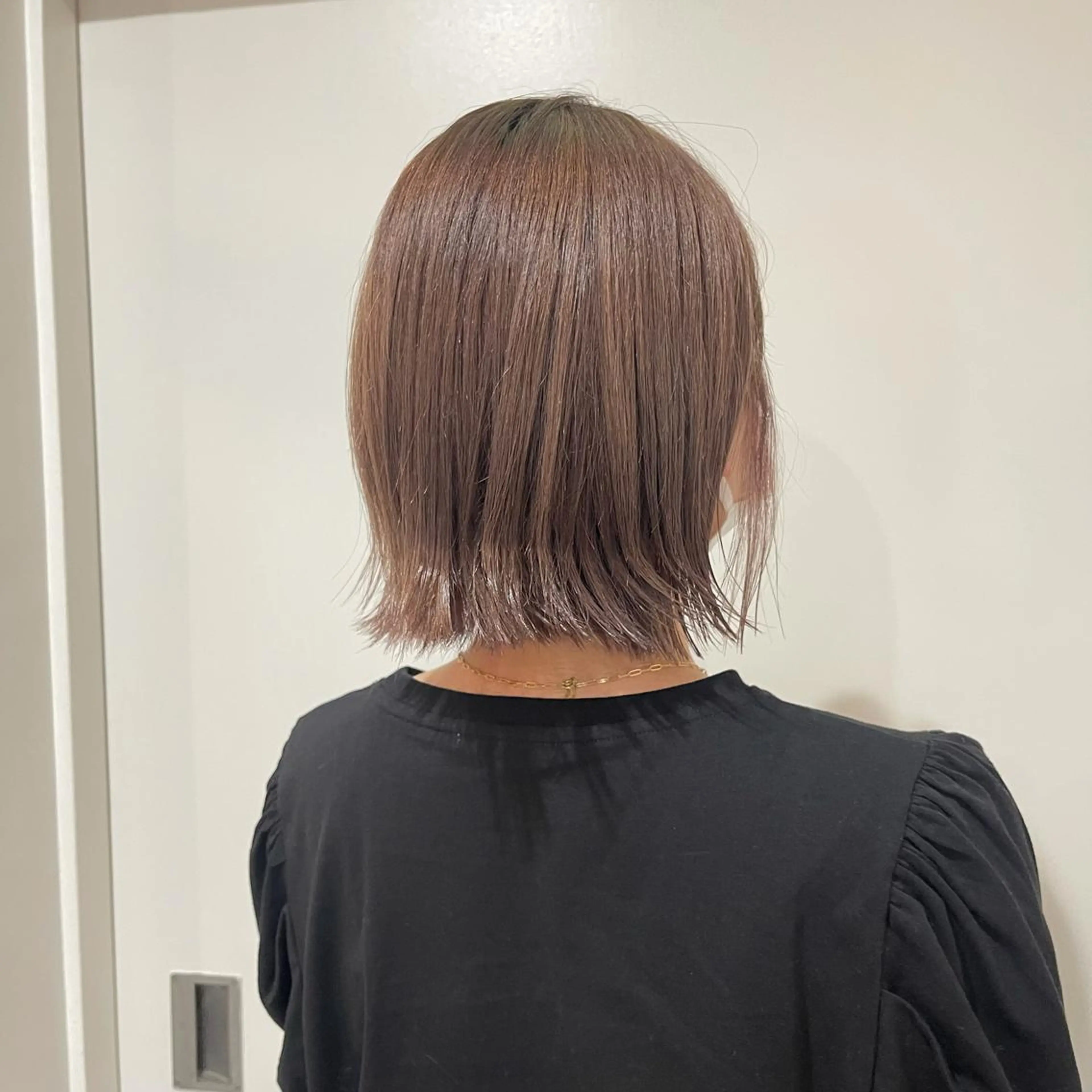 ショート カラー ヘアカラー UMEDA FIGAROのヘアスタイル