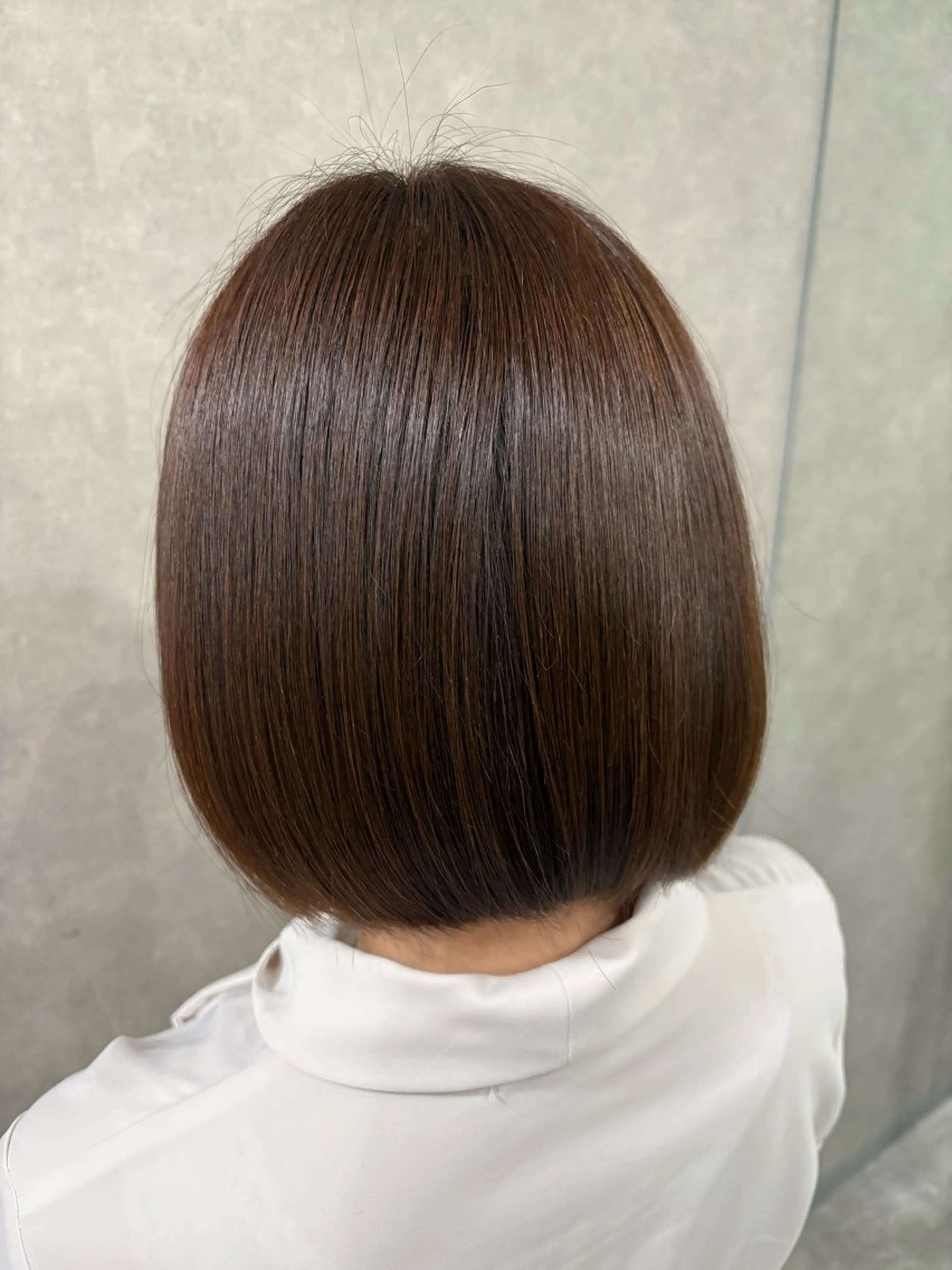 ミディアム カラー がわ/ハイレイヤー /ハイトーンカラーのヘアスタイル