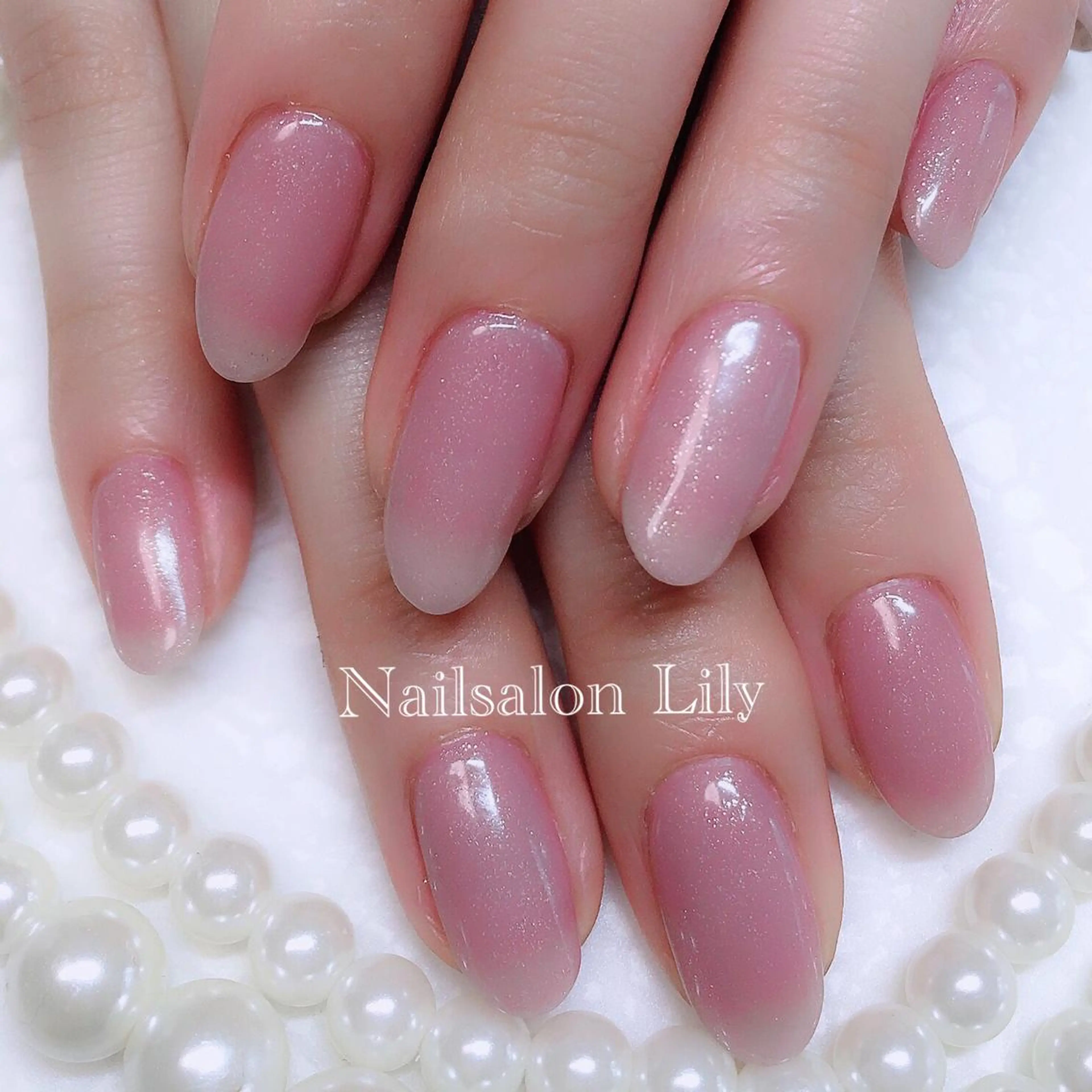 ネイル キラキラネイル Lily*nail 🌻Mii🌻のネイルデザイン